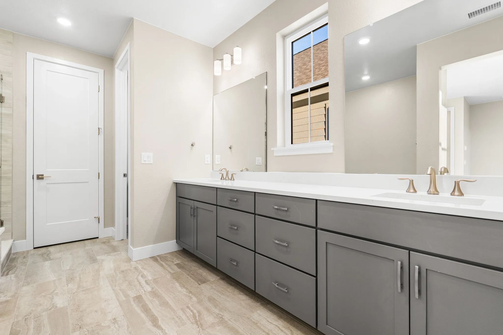 Homesite 263 Primary Bath