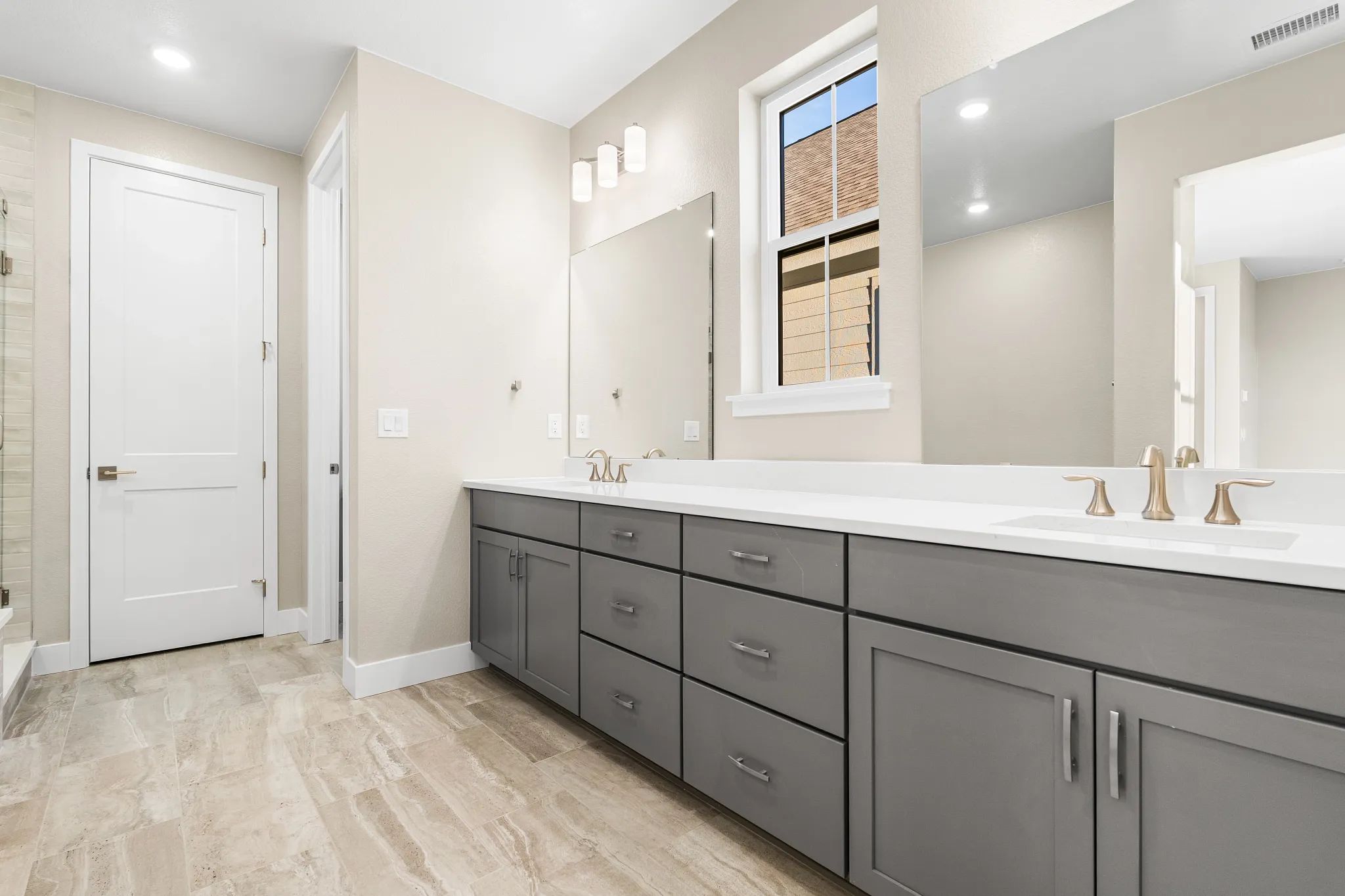 Homesite 263 Primary Bath