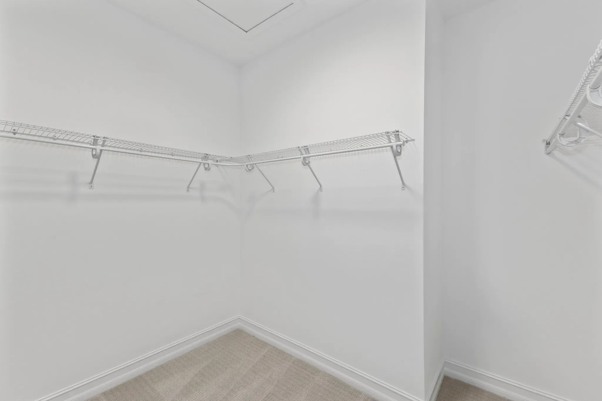 Valletta Primary Closet
