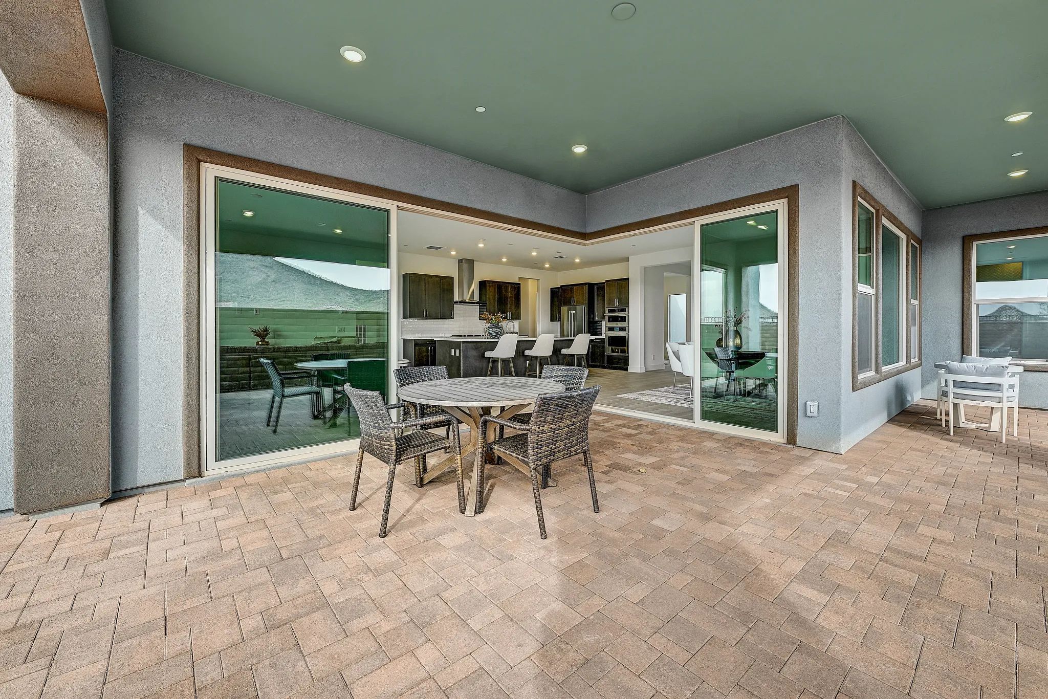 Ridgecrest Latigo HS 89 Patio