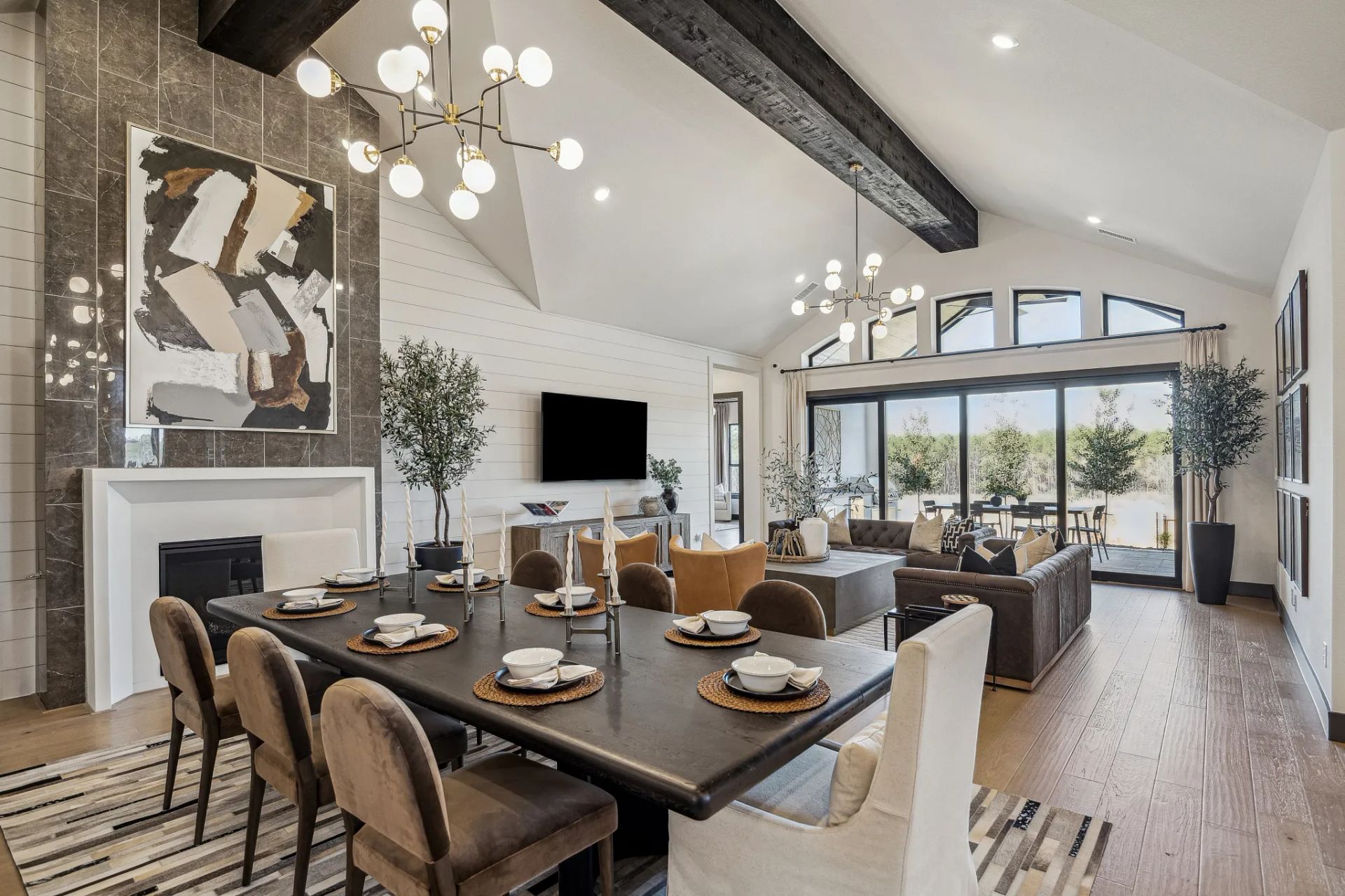 Plan 6029 Model Dining Room