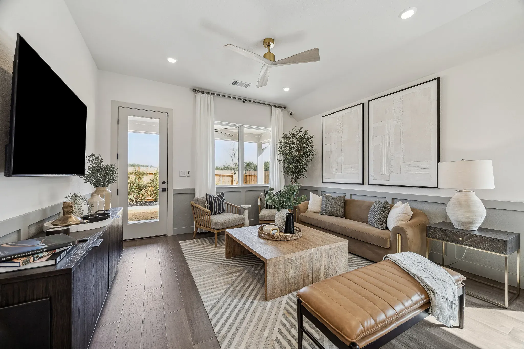 Plan 3034 Great Room - Staged