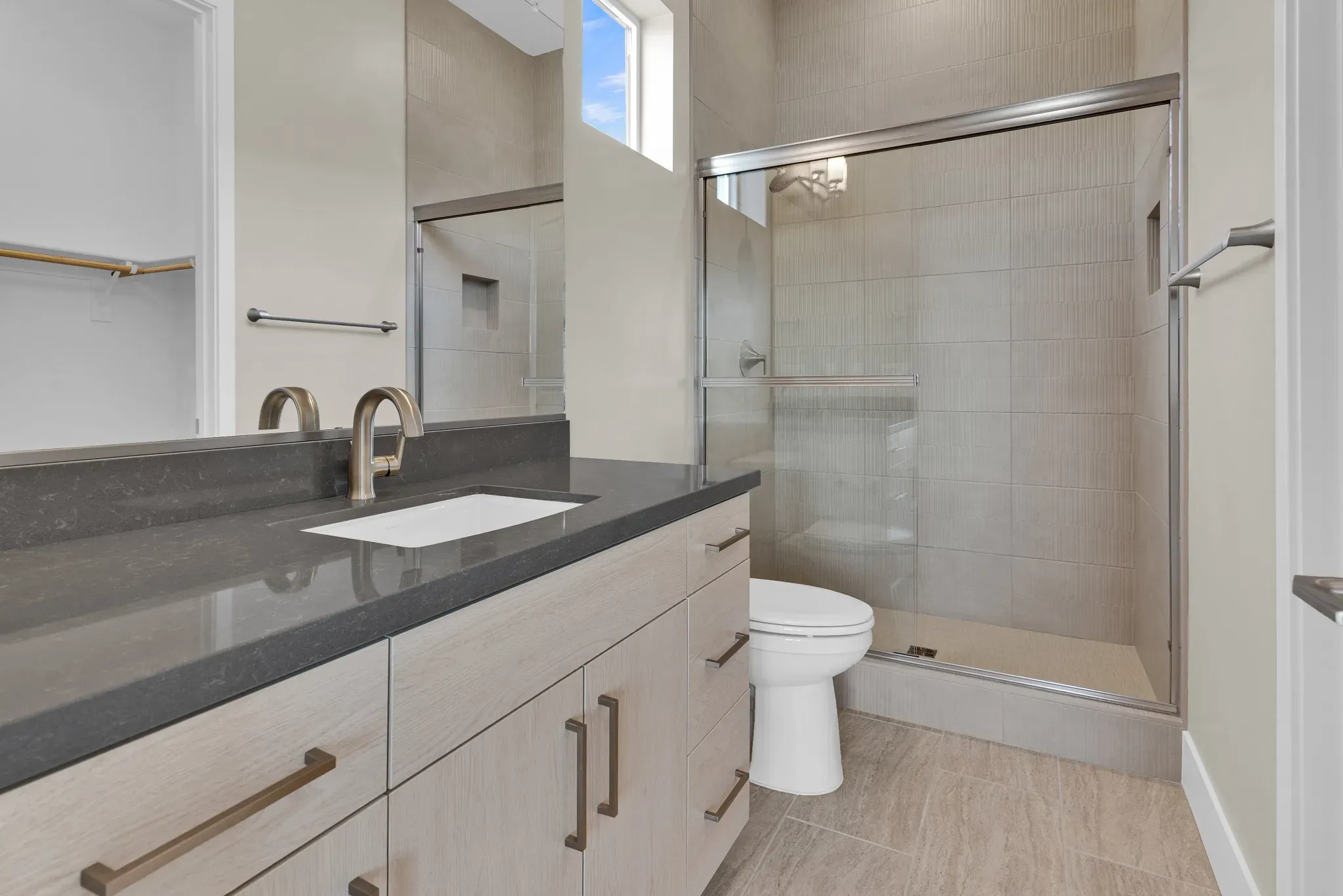 Liberty II Guest Bath