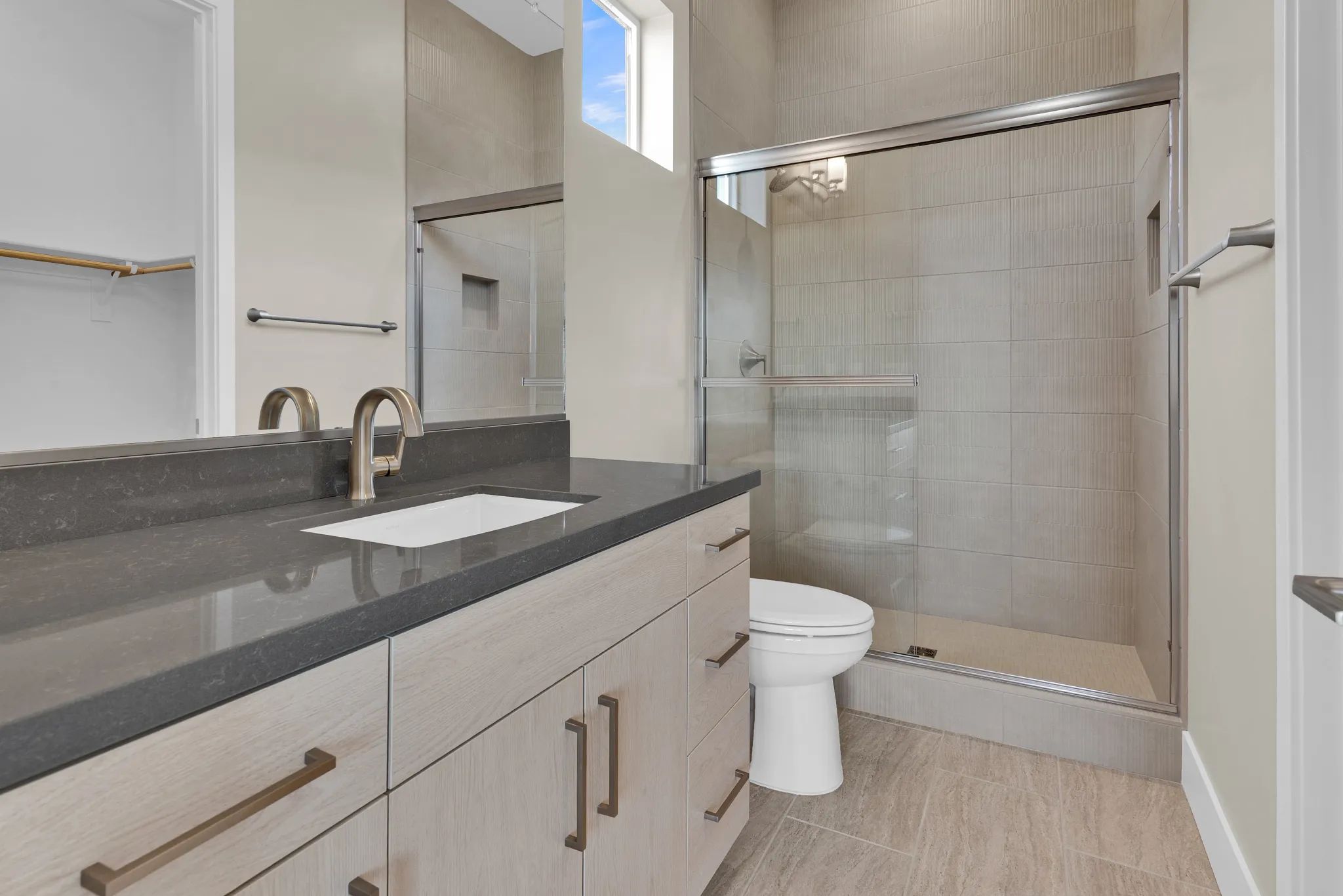 Liberty II Guest Bath
