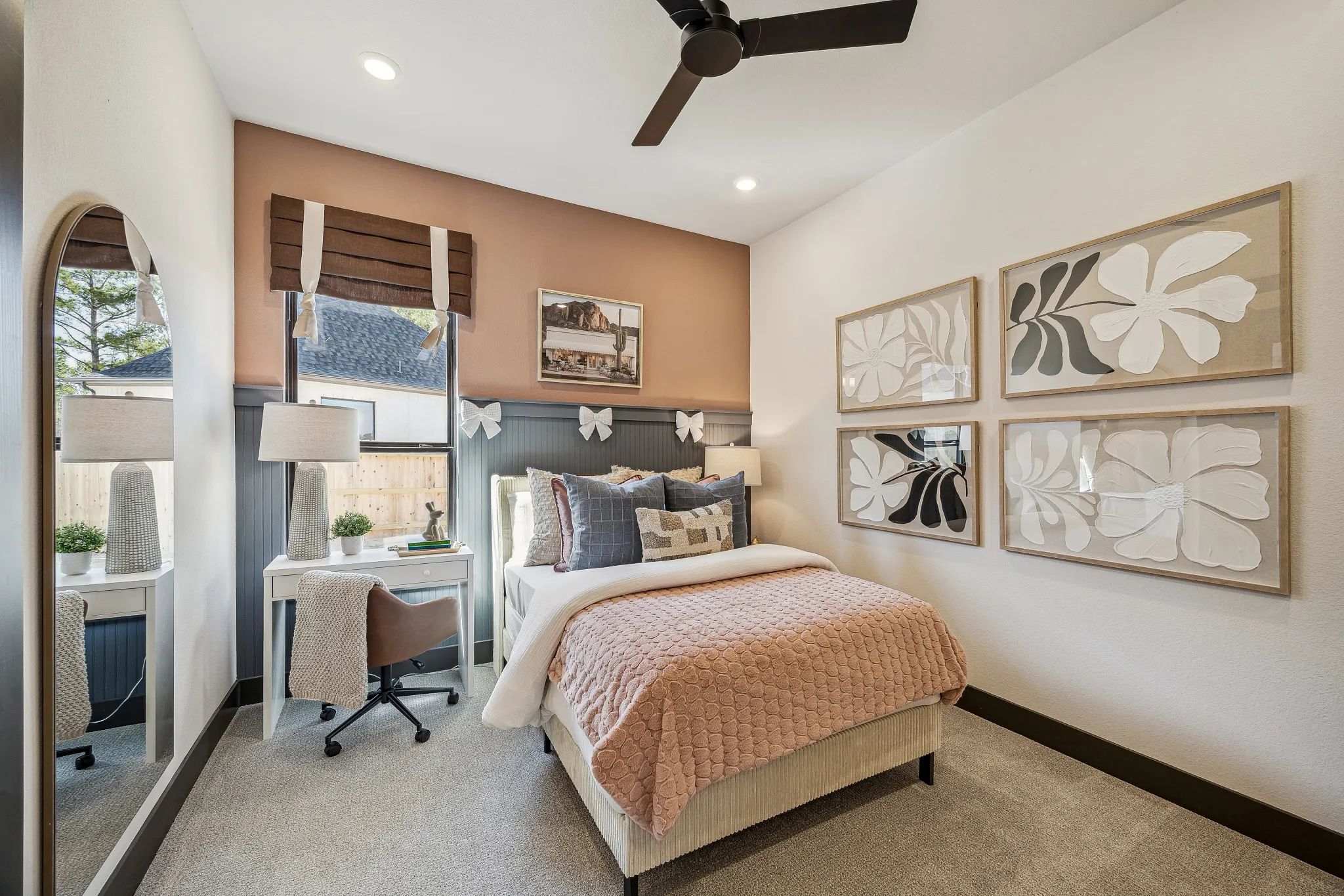 Plan 6029 Bed 3 - Staged