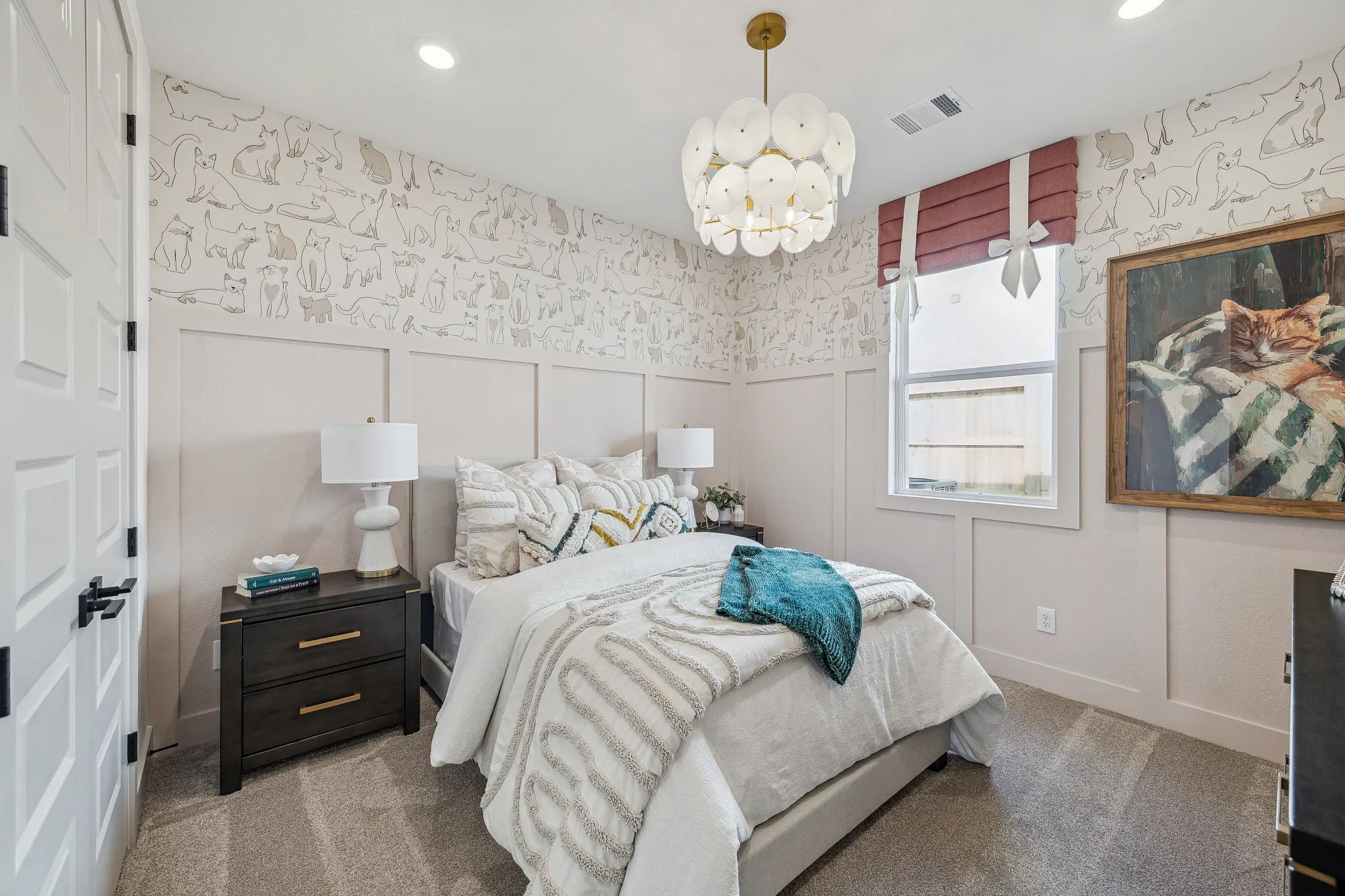Plan 3034 Bed 2 - Staged