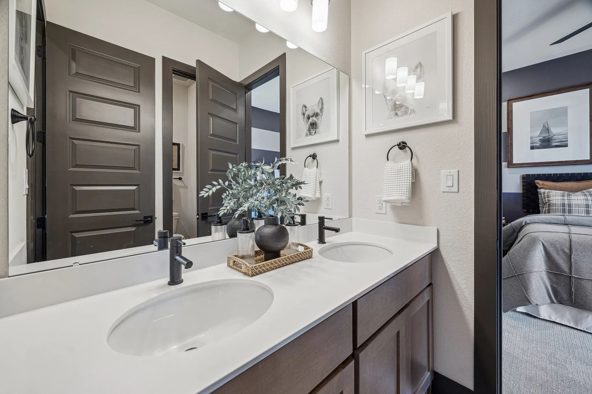 Plan 6029 Bath 3 - Staged