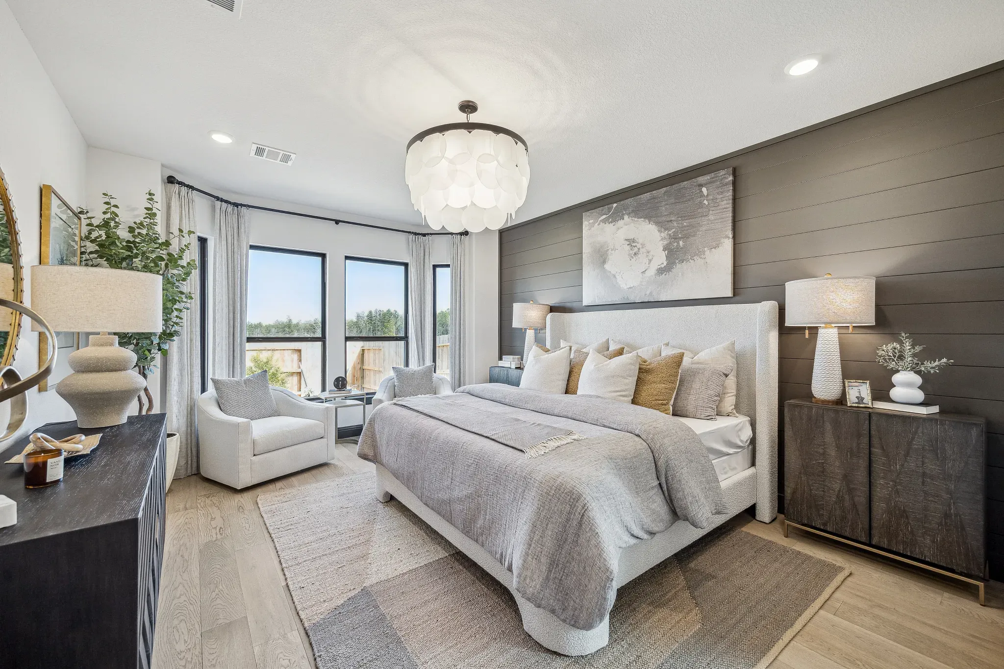Plan 4069 Primary Bed - Staged