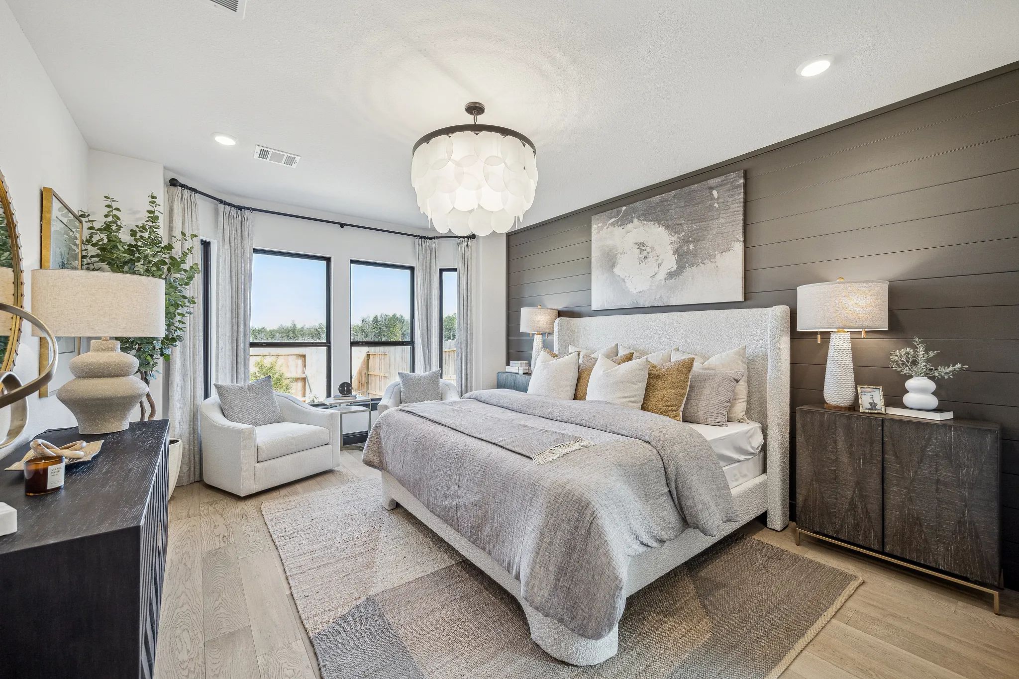 Plan 4069 Primary Bed - Staged