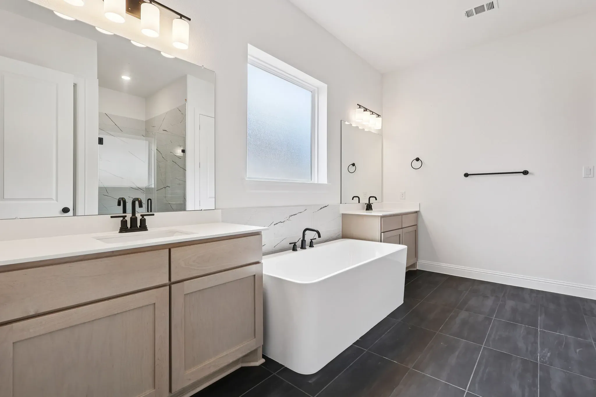 Homesite 6202 Primary Bath