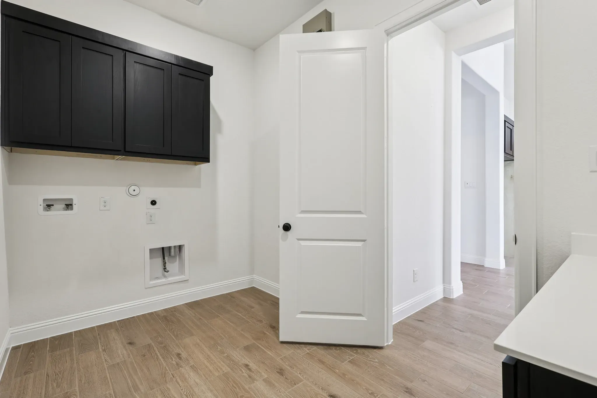 Homesite 6202 Laundry Room