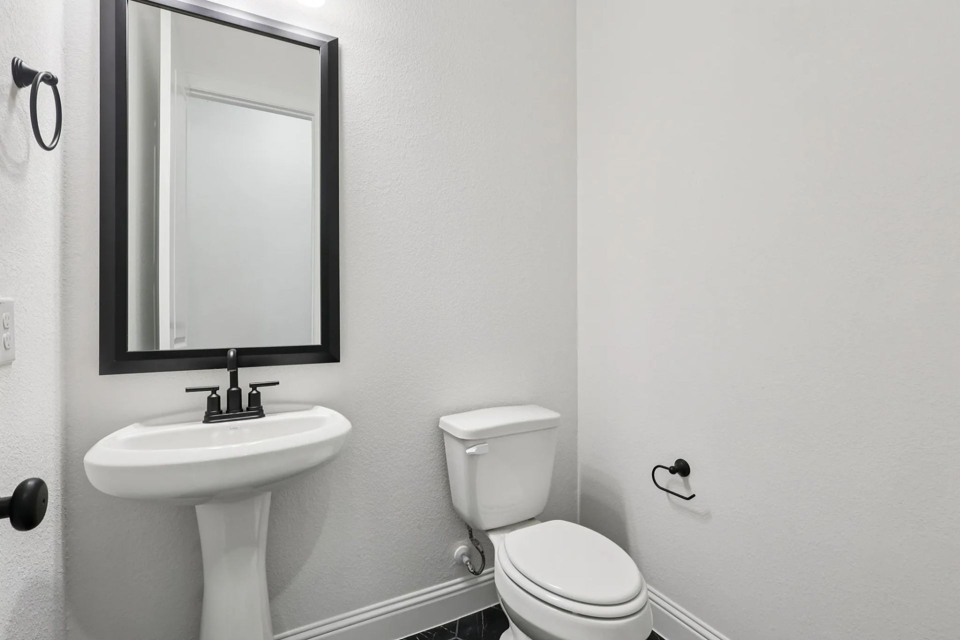 Homesite 6202 Powder Room