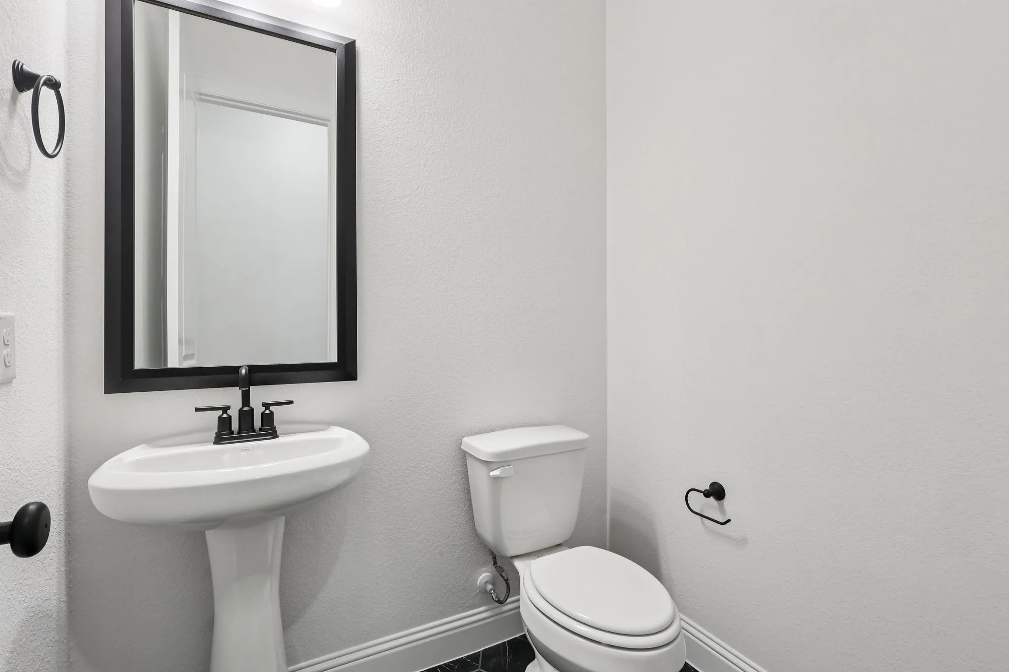 Homesite 6202 Powder Room