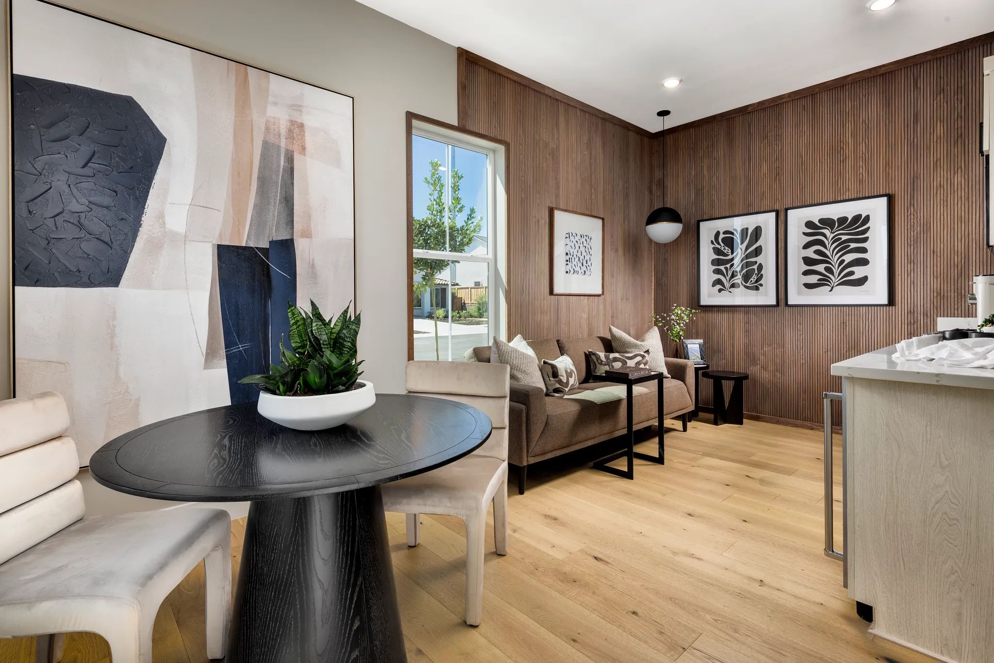 Proclaim Guest Suite