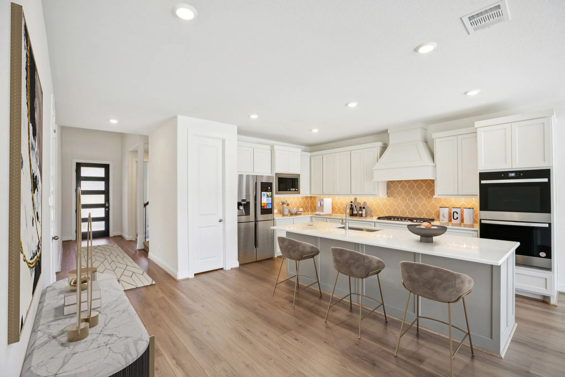 Plan 4059 Kitchen - Staged