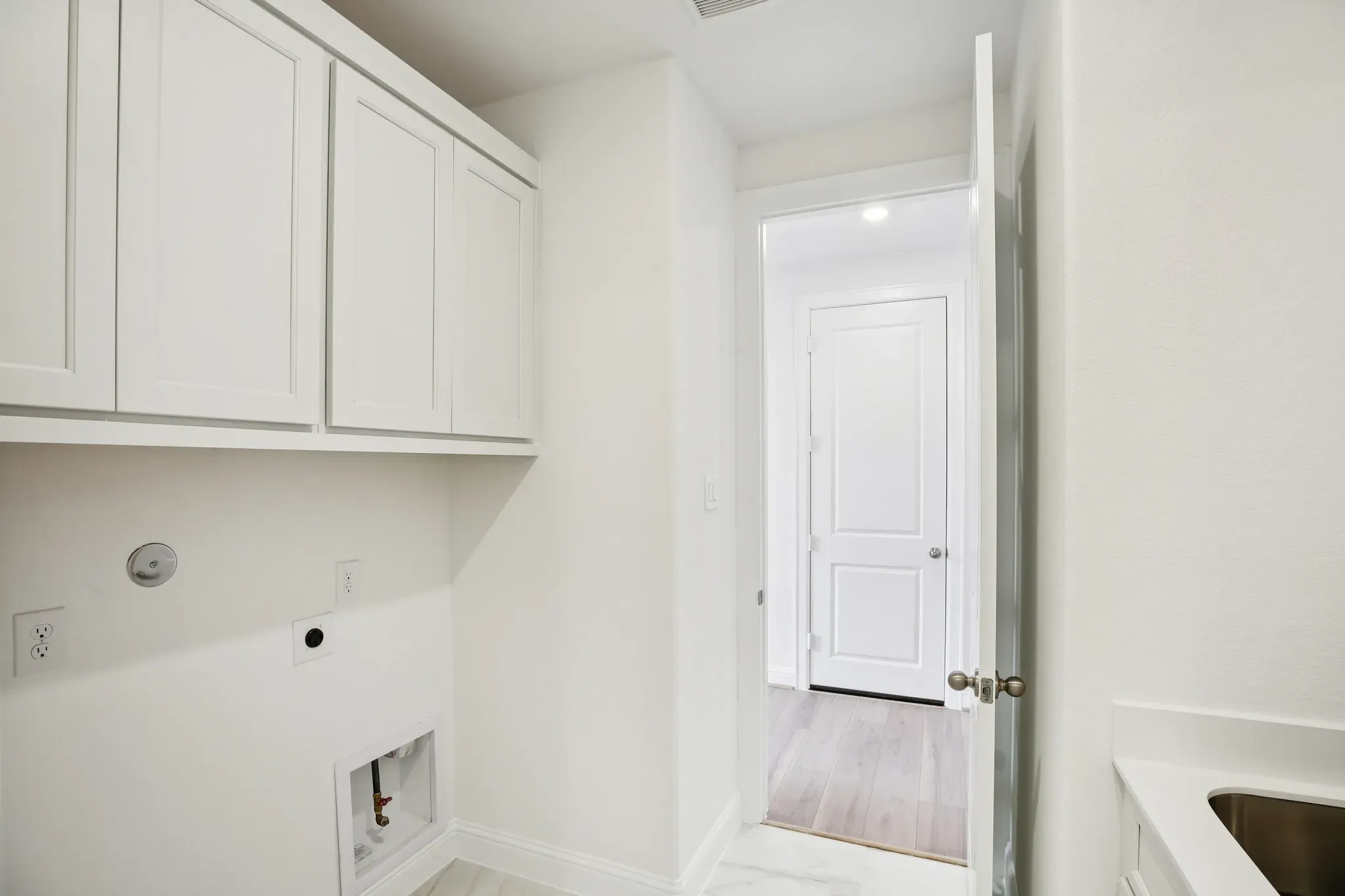 Plan 4059 Laundry Room