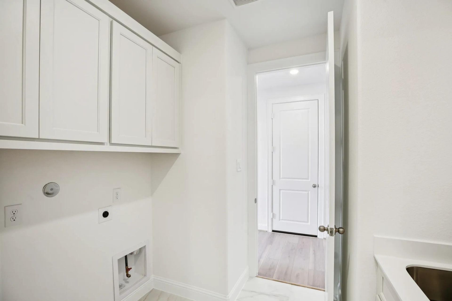 Plan 4059 Laundry Room