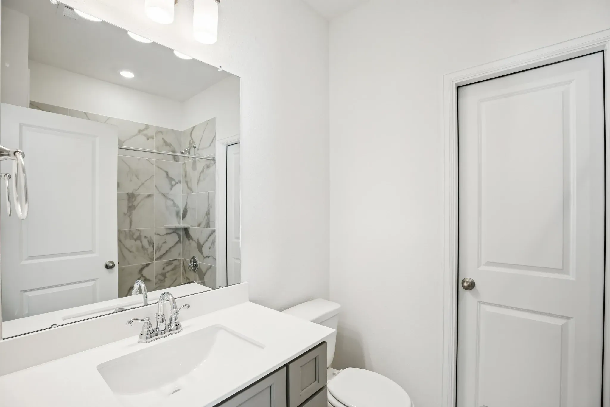 Plan 4059 Bath 4