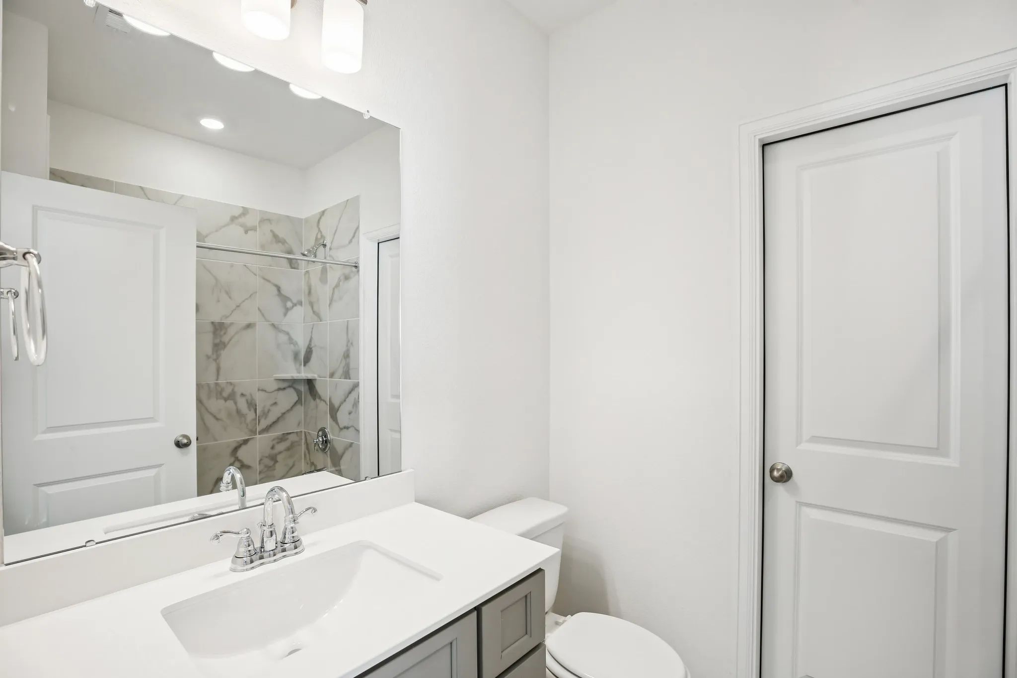 Plan 4059 Bath 4