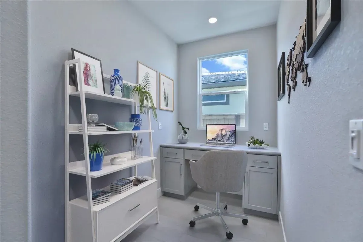 Den Virtually Staged