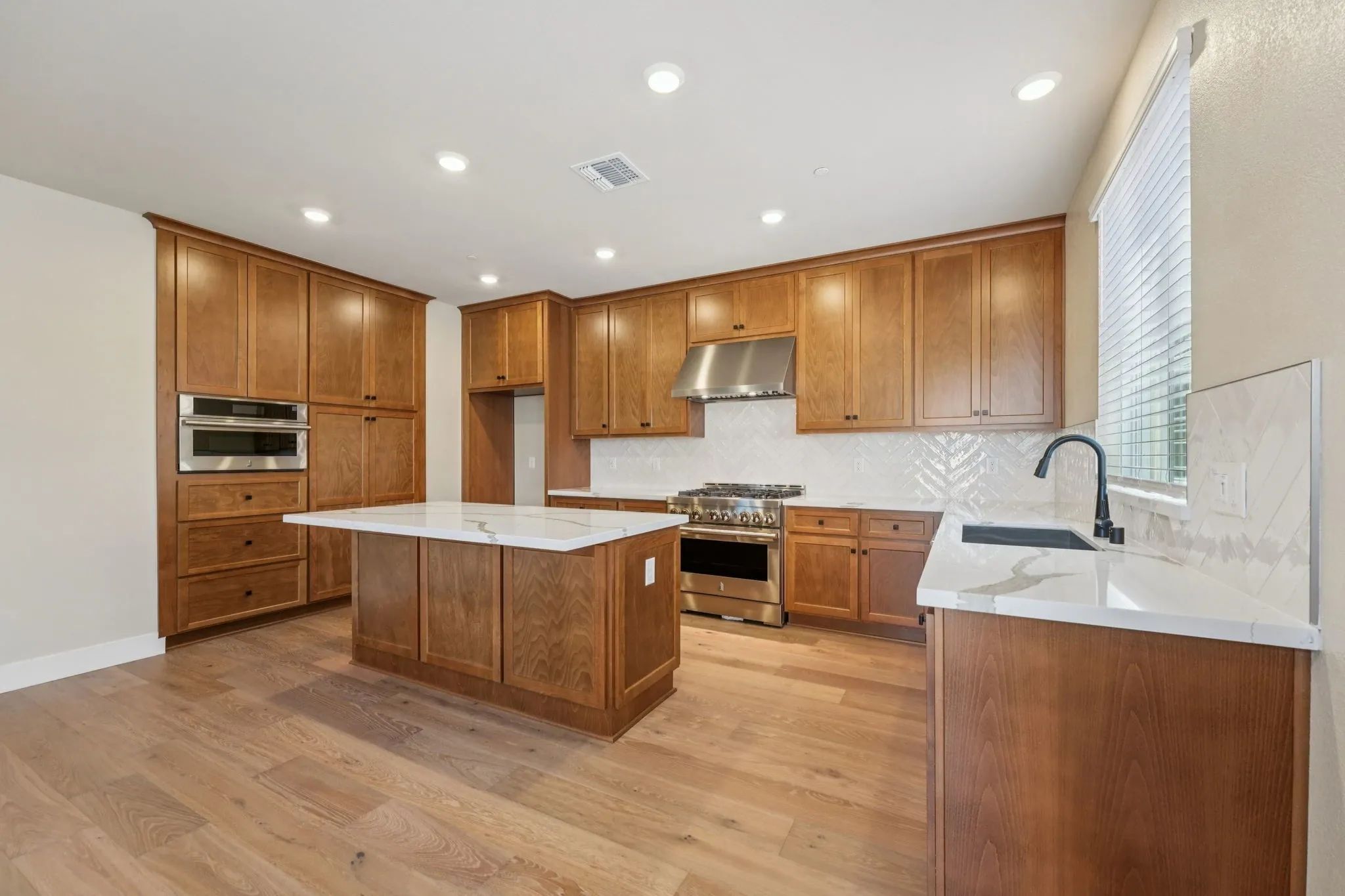 Abigail Place Plan 2 Lot 17 Kitchen