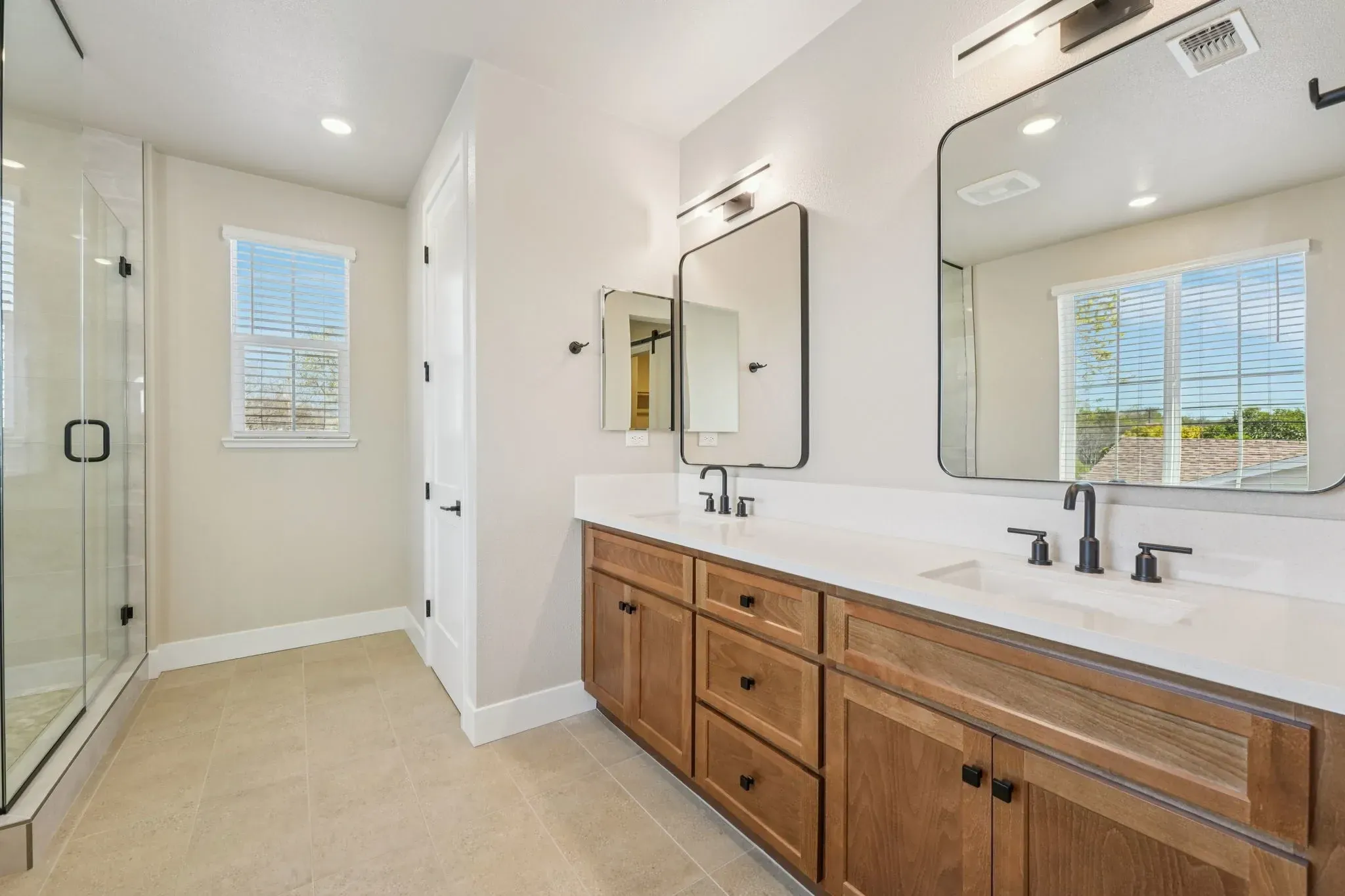 Abigail Place Plan 2 Lot 17 Primary Bathroom