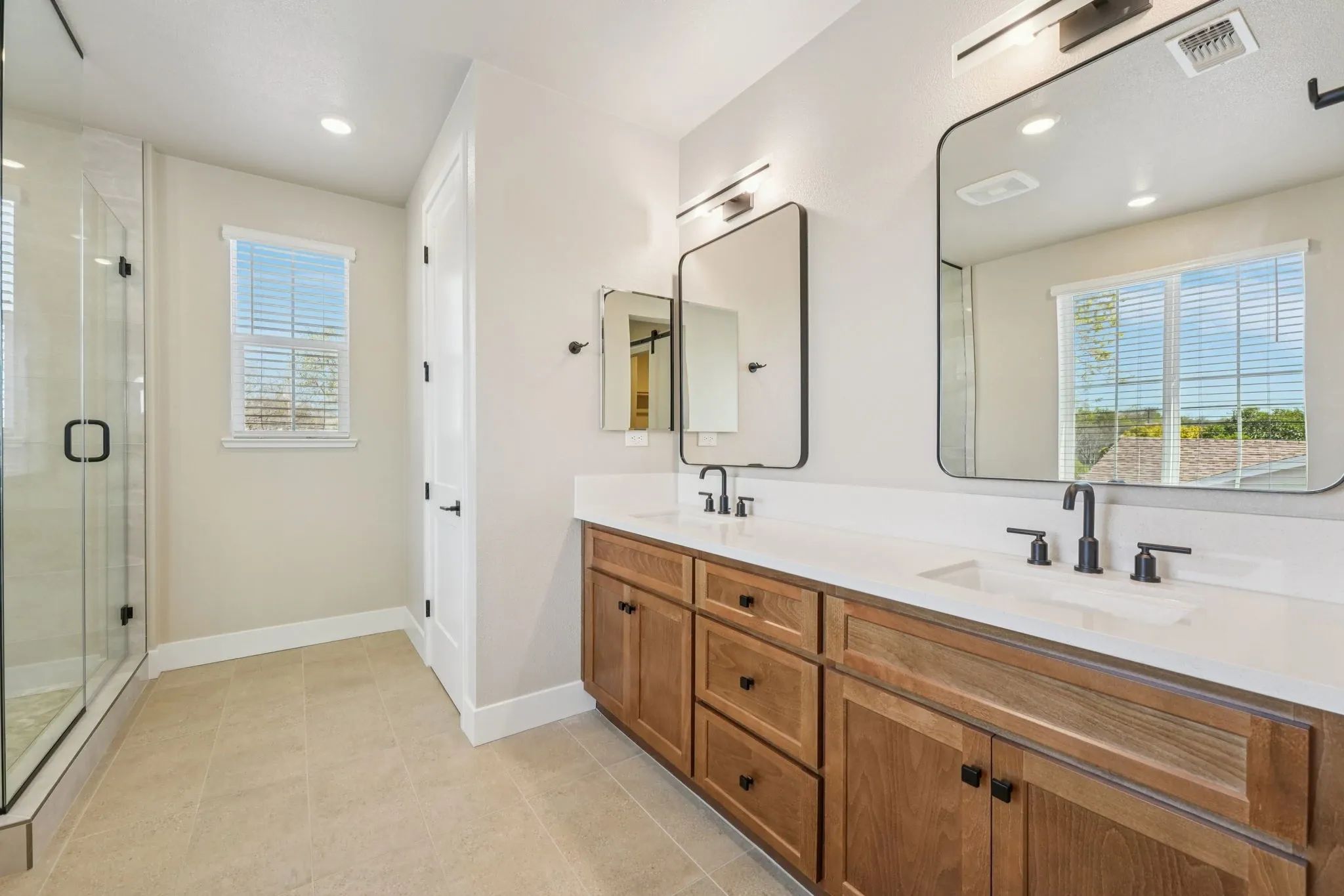 Abigail Place Plan 2 Lot 17 Primary Bathroom