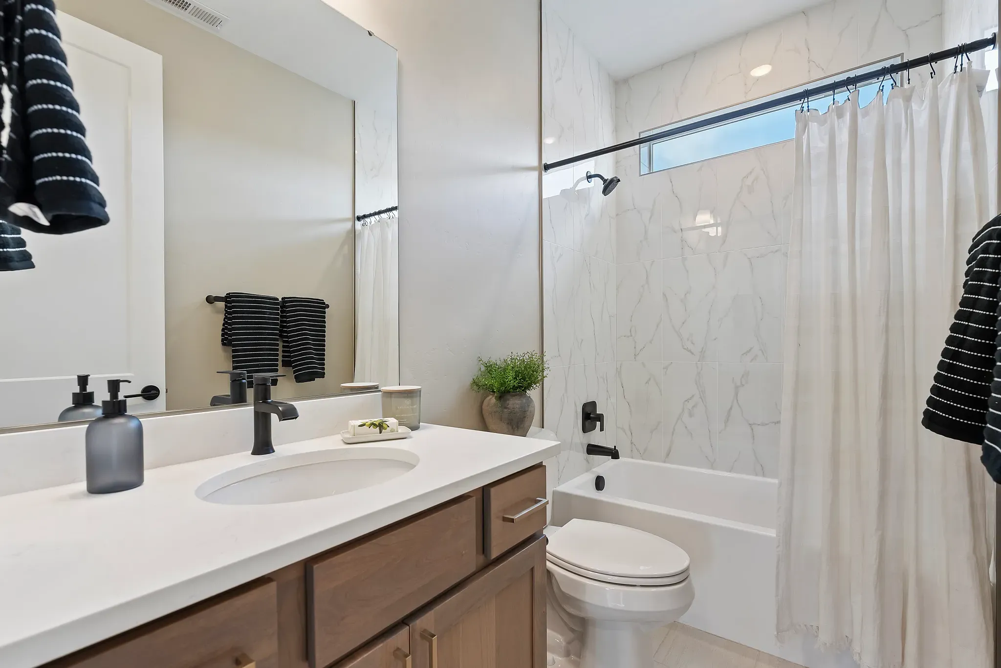 Concord Guest Bath