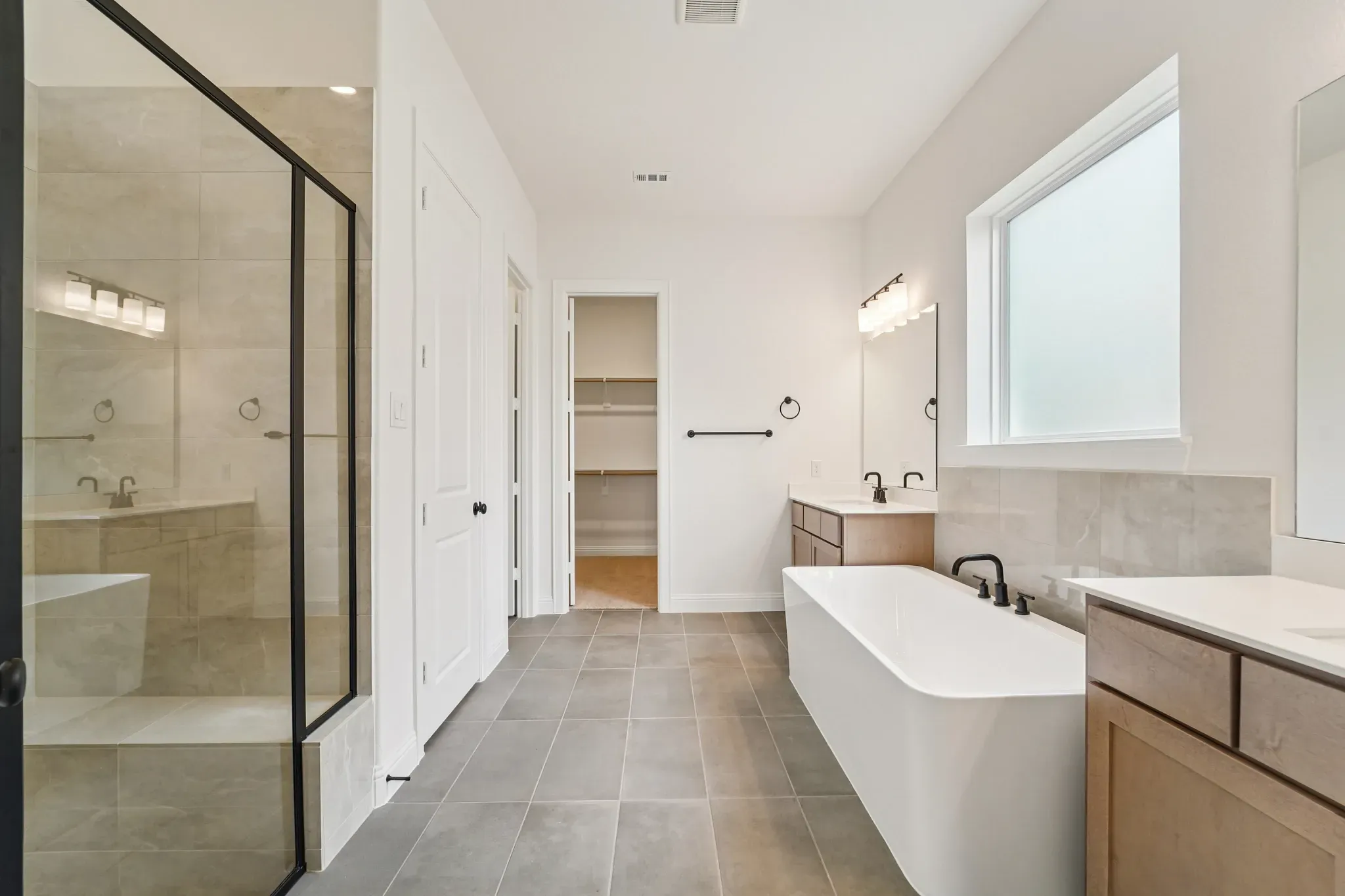 Homesite 6301 Primary Bath