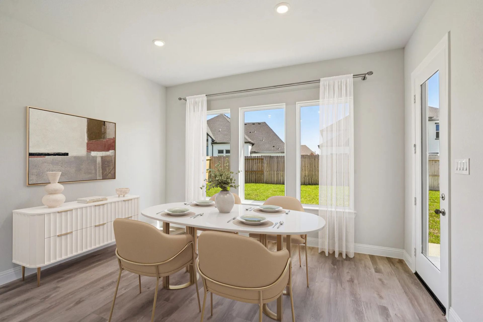 Plan 5019 Dining Room