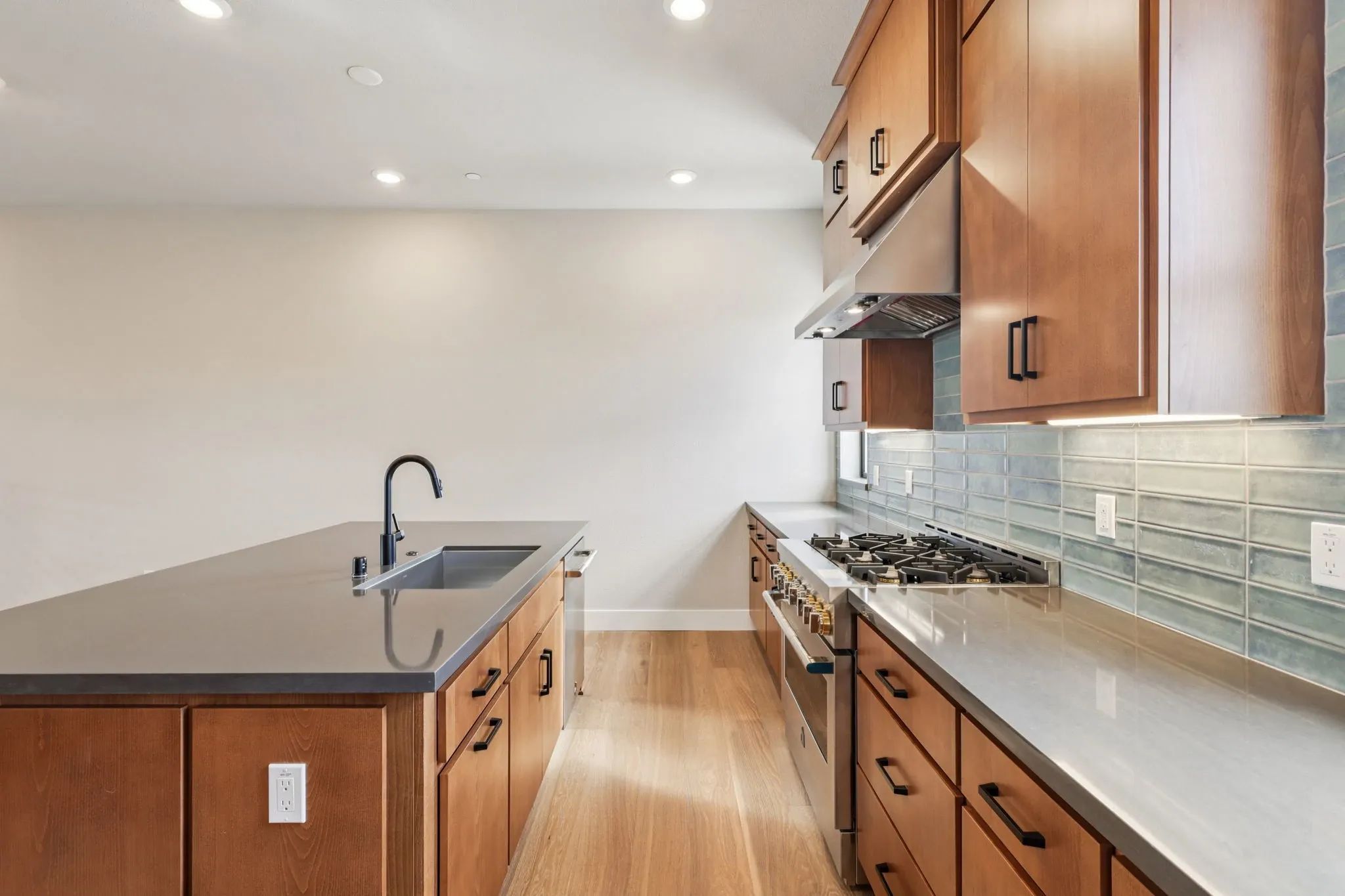 Rooftops Homesite 602 Kitchen