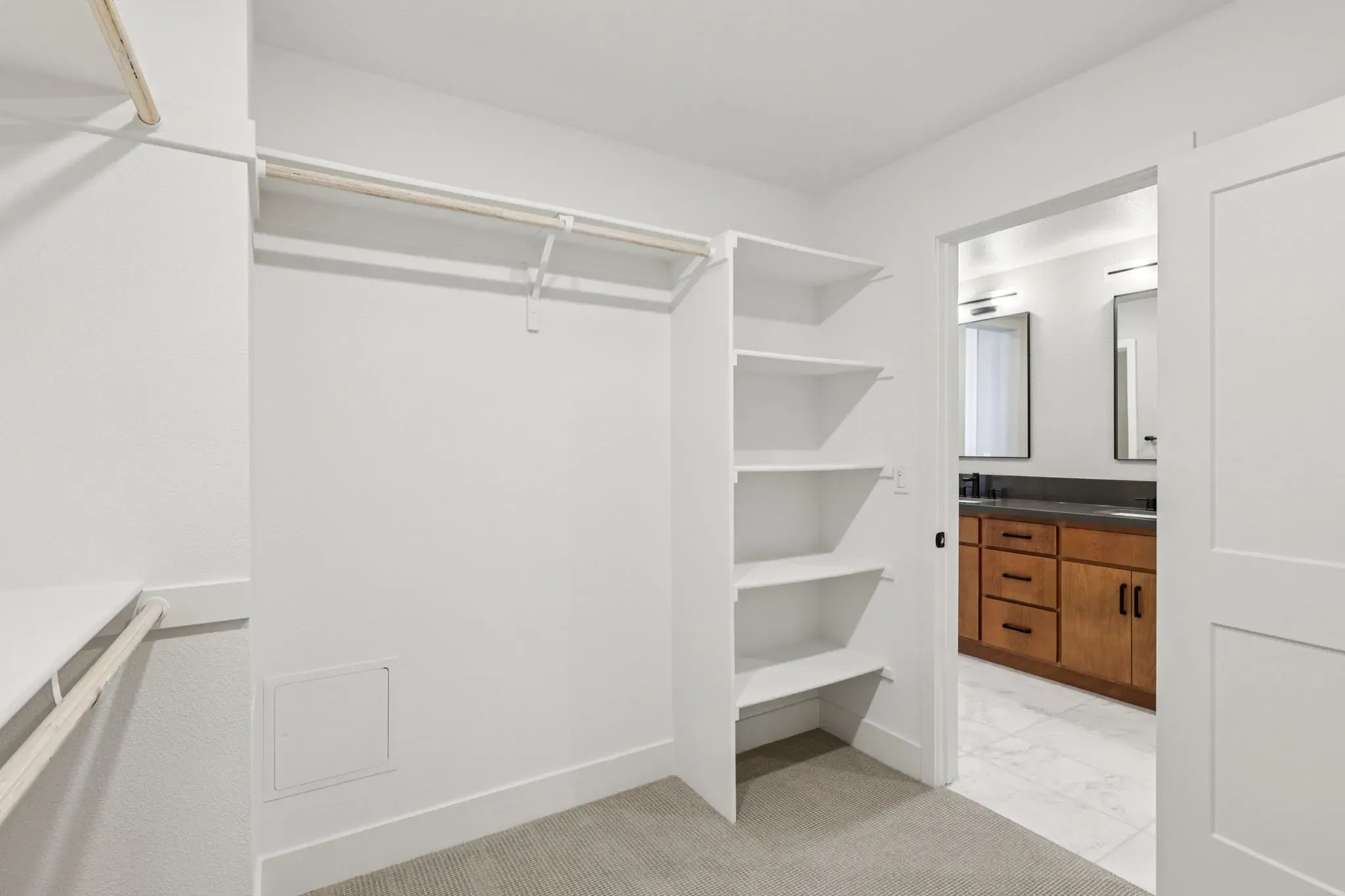 Rooftops Homesite 602 Primary Closet