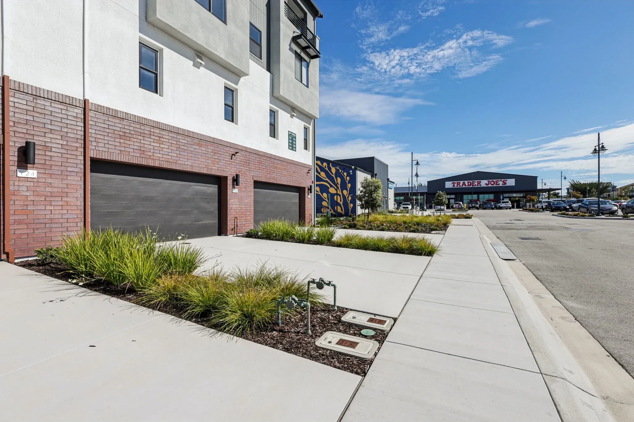 Rooftops Homesite 602 Garage