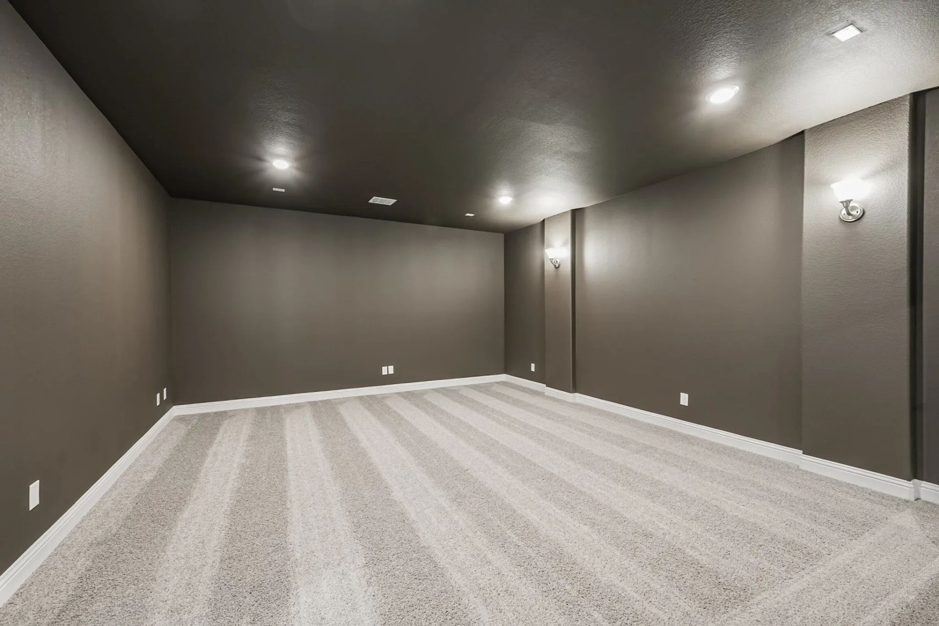 Plan 6040 Media Room