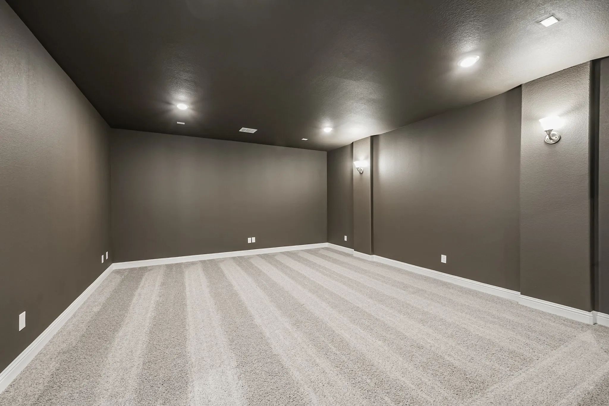 Plan 6040 Media Room