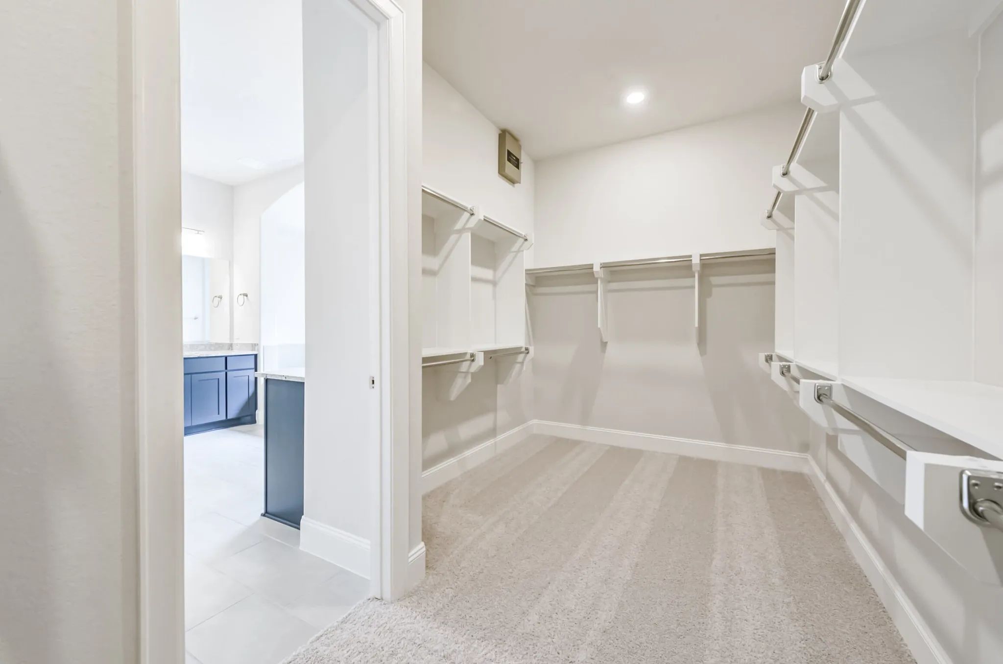 Plan 6040 Closet