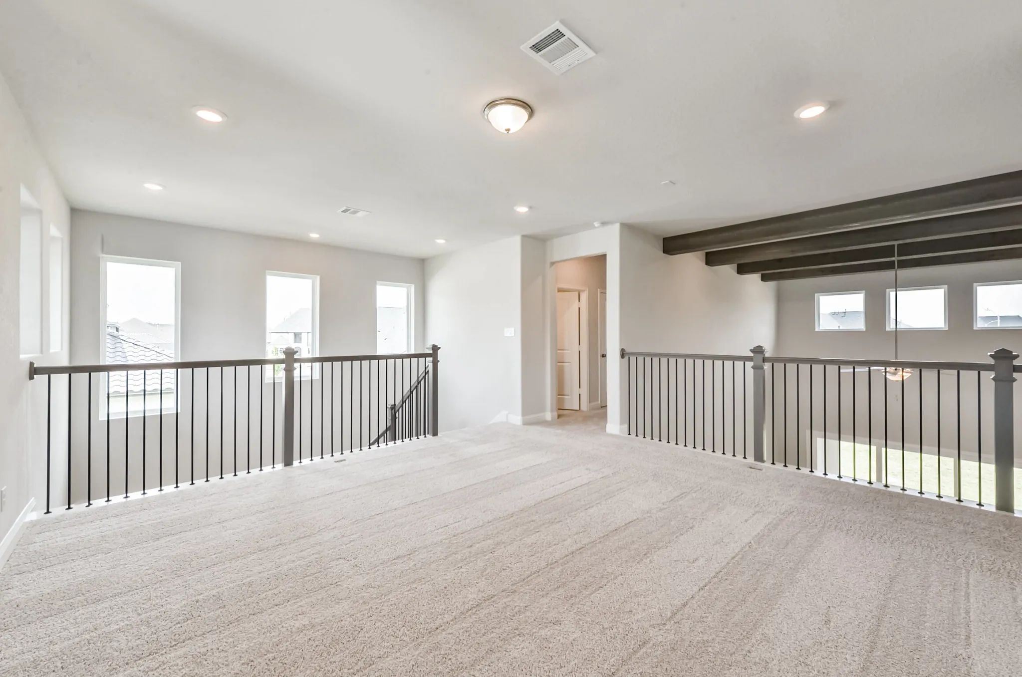 Plan 6040 Game Room