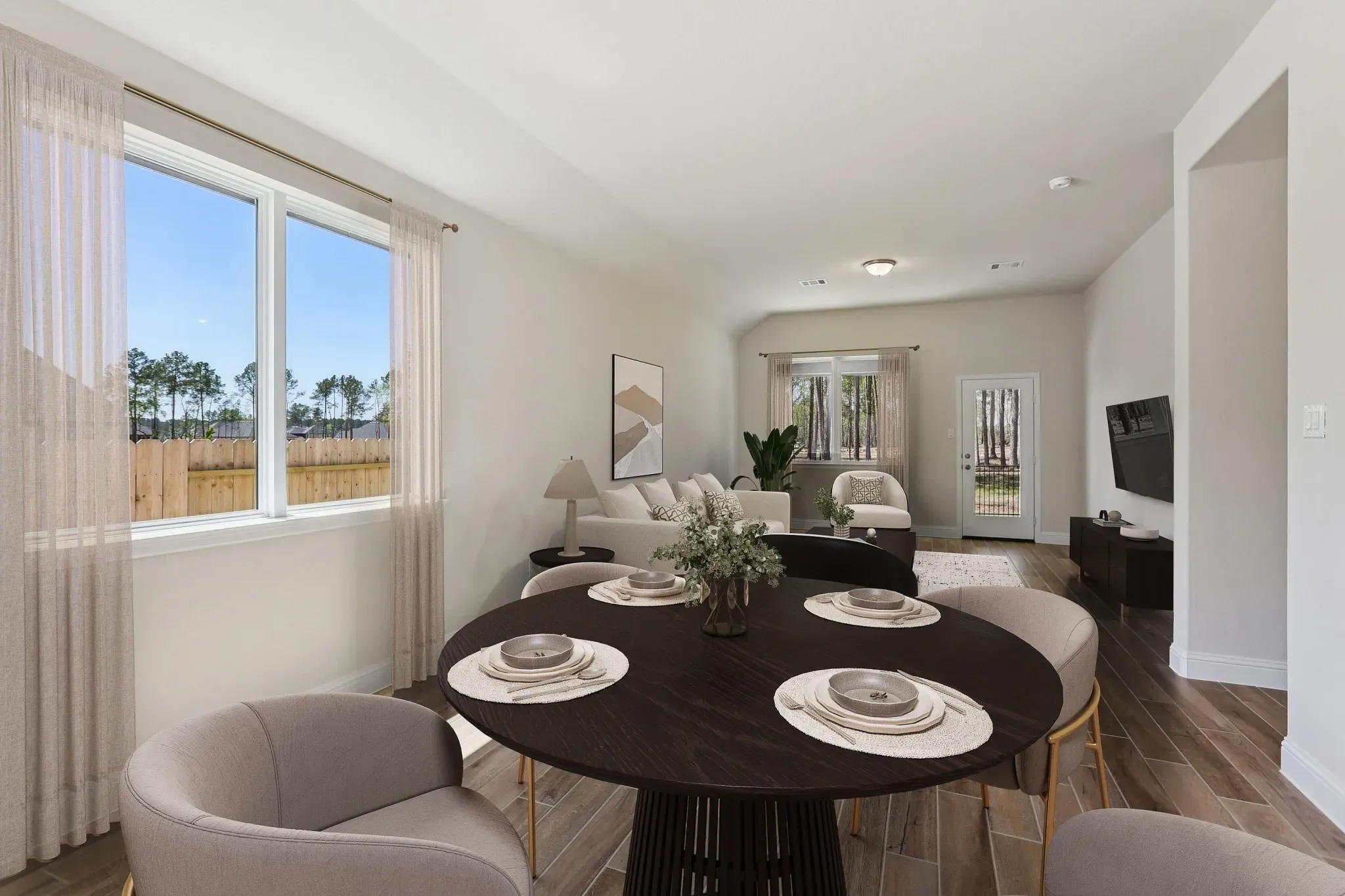 Plan 3009 Dining - Staged