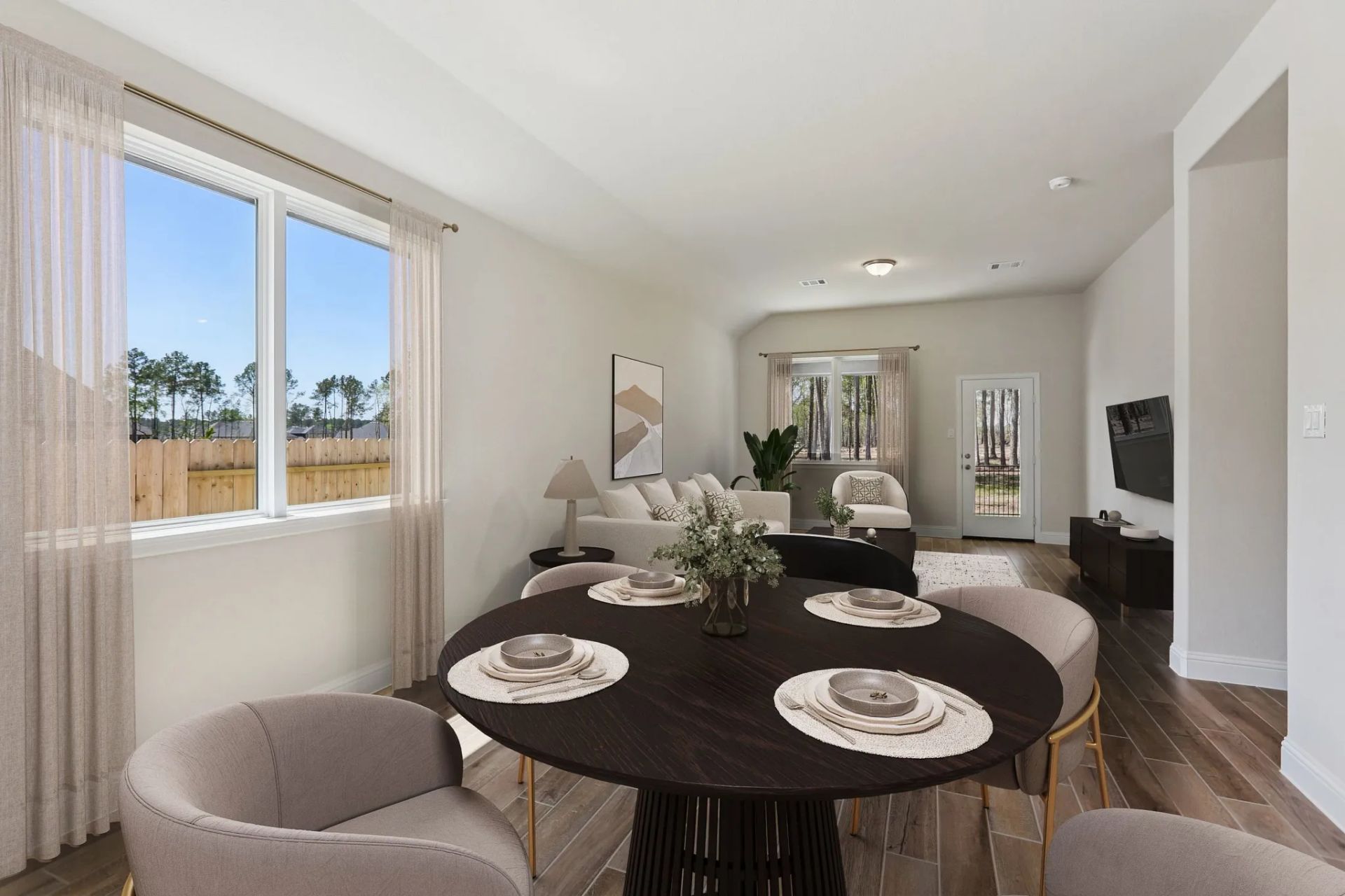 Plan 3009 Dining - Staged