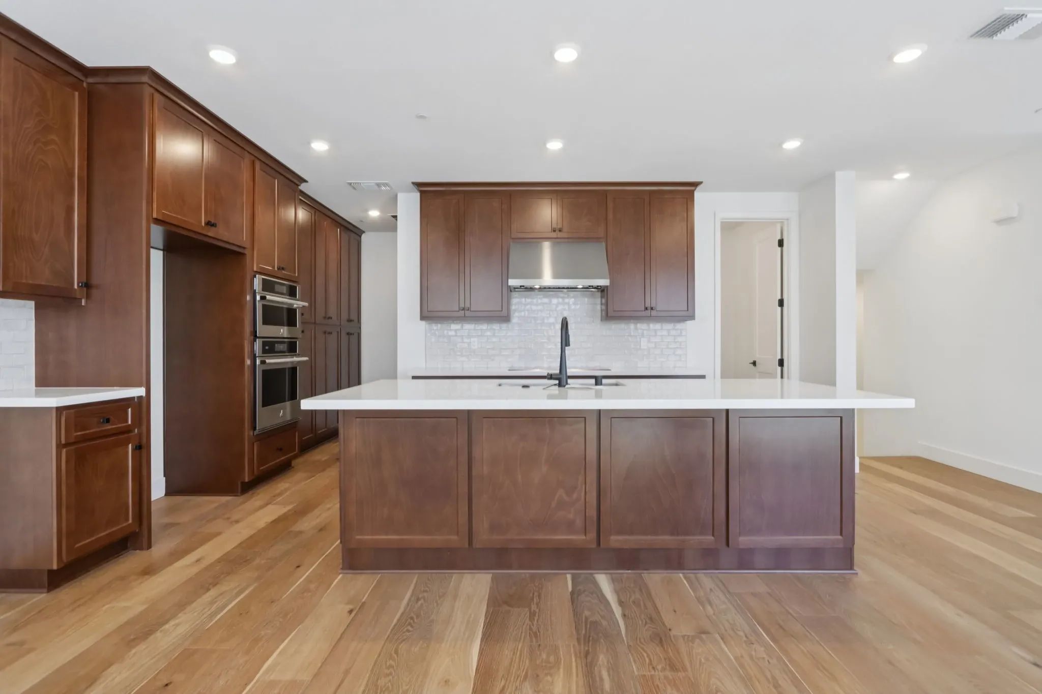 Serenity Homesite 606 Kitchen
