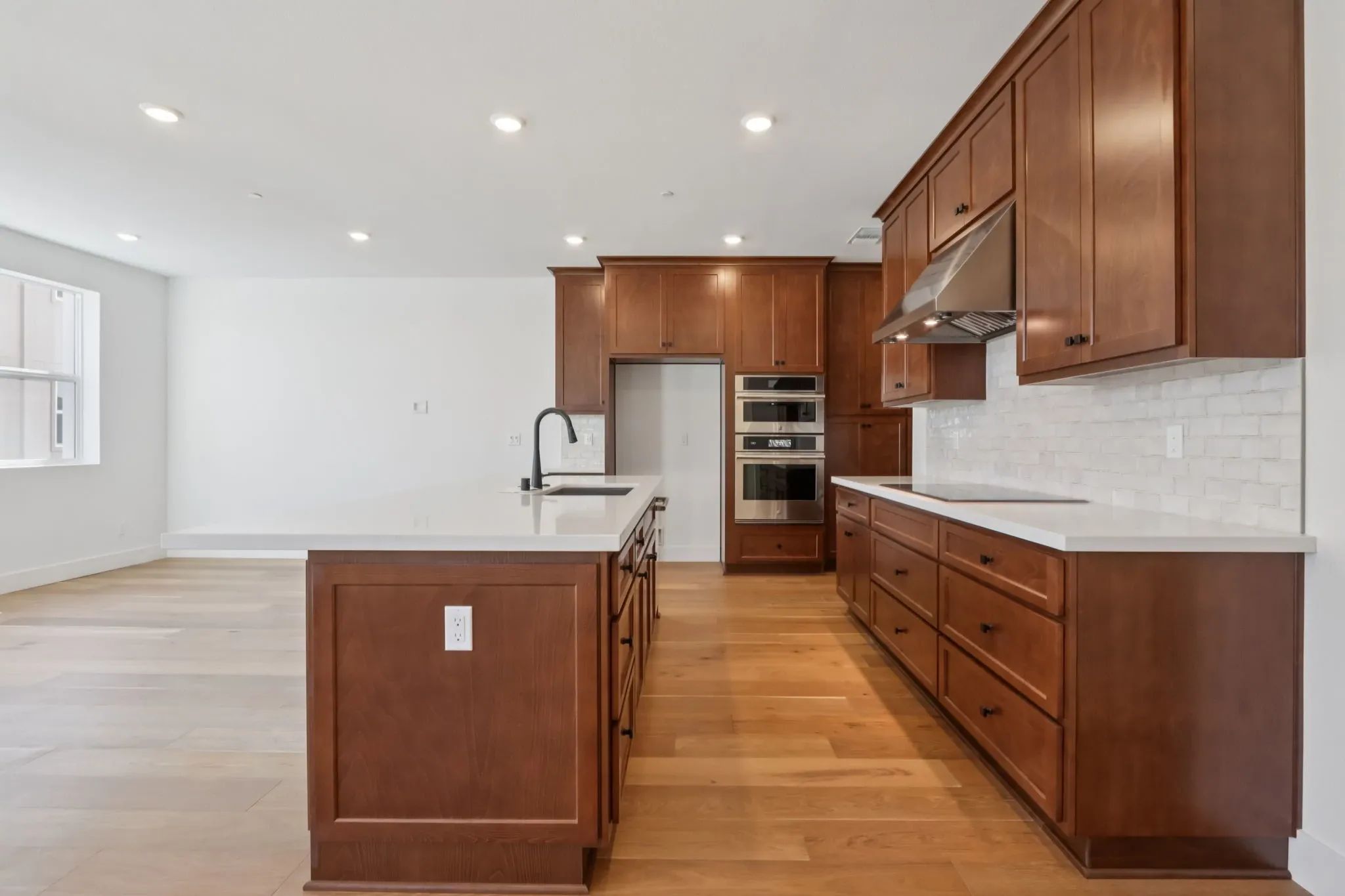 Serenity Homesite 606 Kitchen