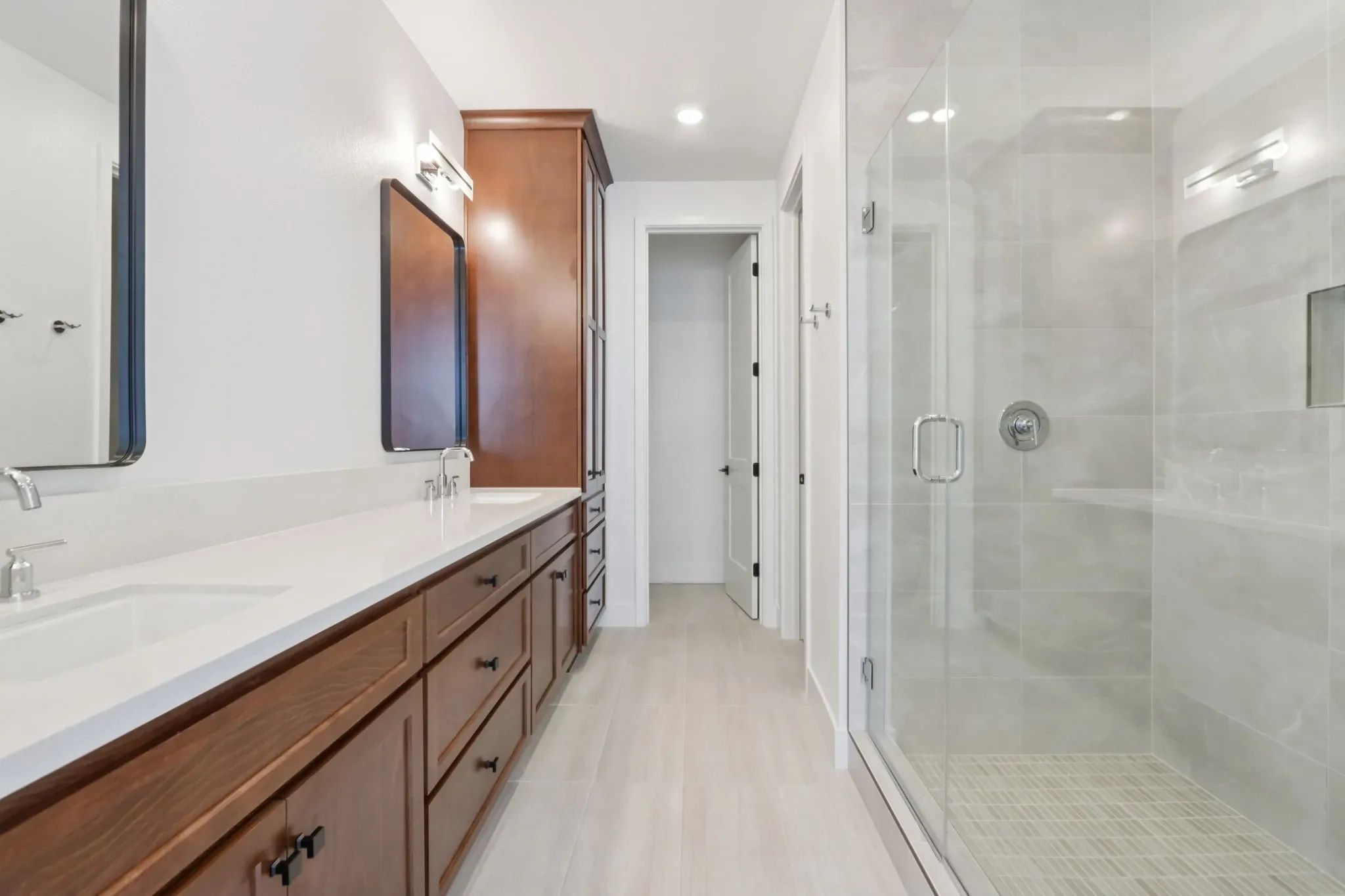 Serenity Homesite 606 Primary Bathroom