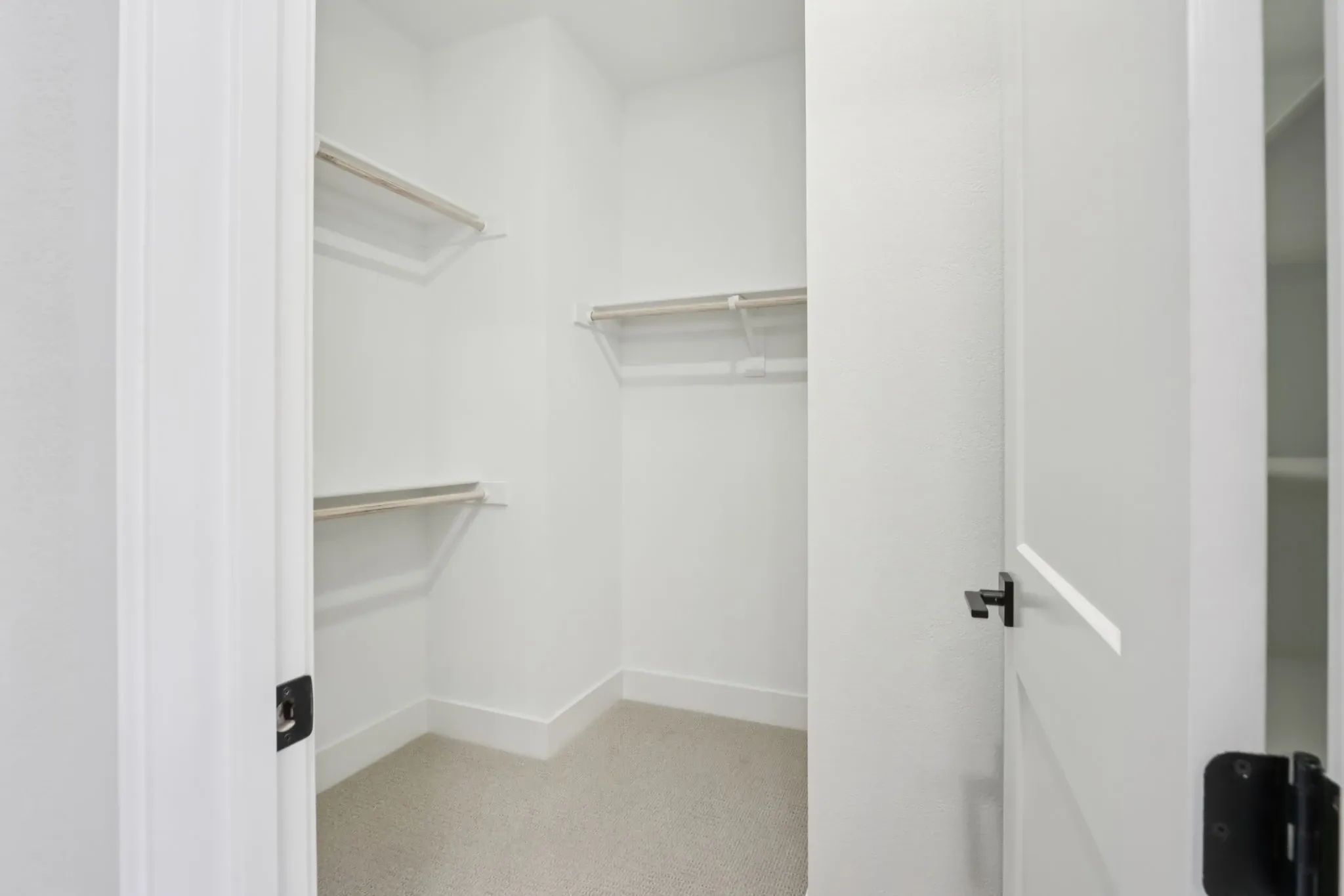 Serenity Homesite 606 Primary Closet