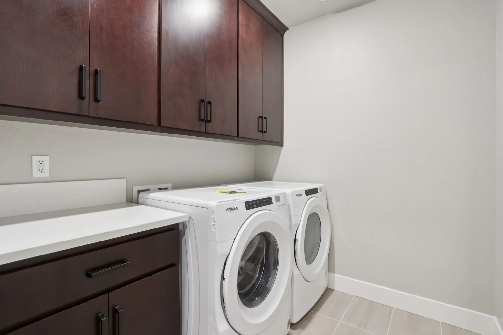 Rooftops Homesite 204 Laundry