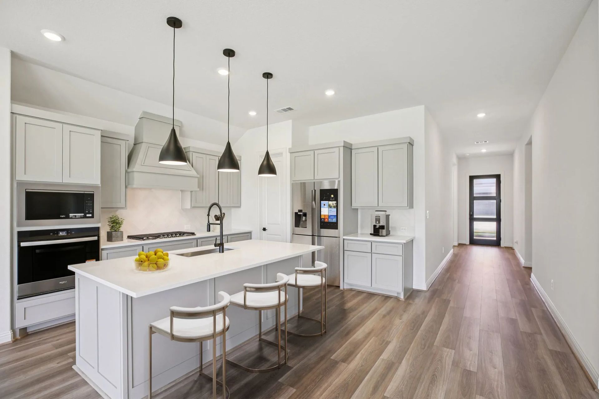 Plan 4019 Kitchen - Staged