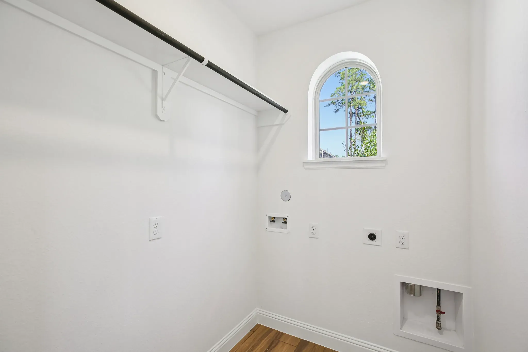 Homesite 2521 Laundry Room