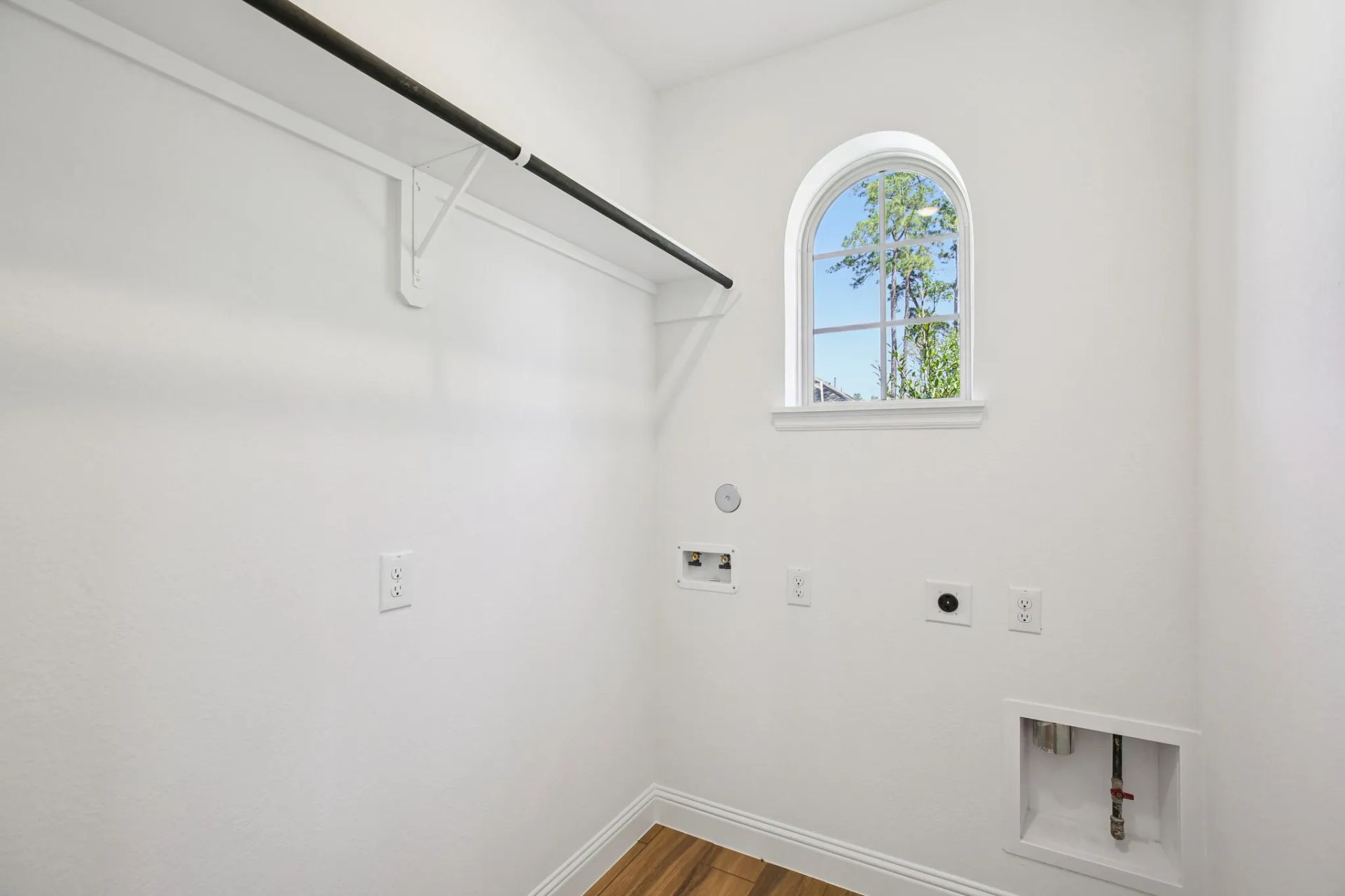 Homesite 2521 Laundry Room