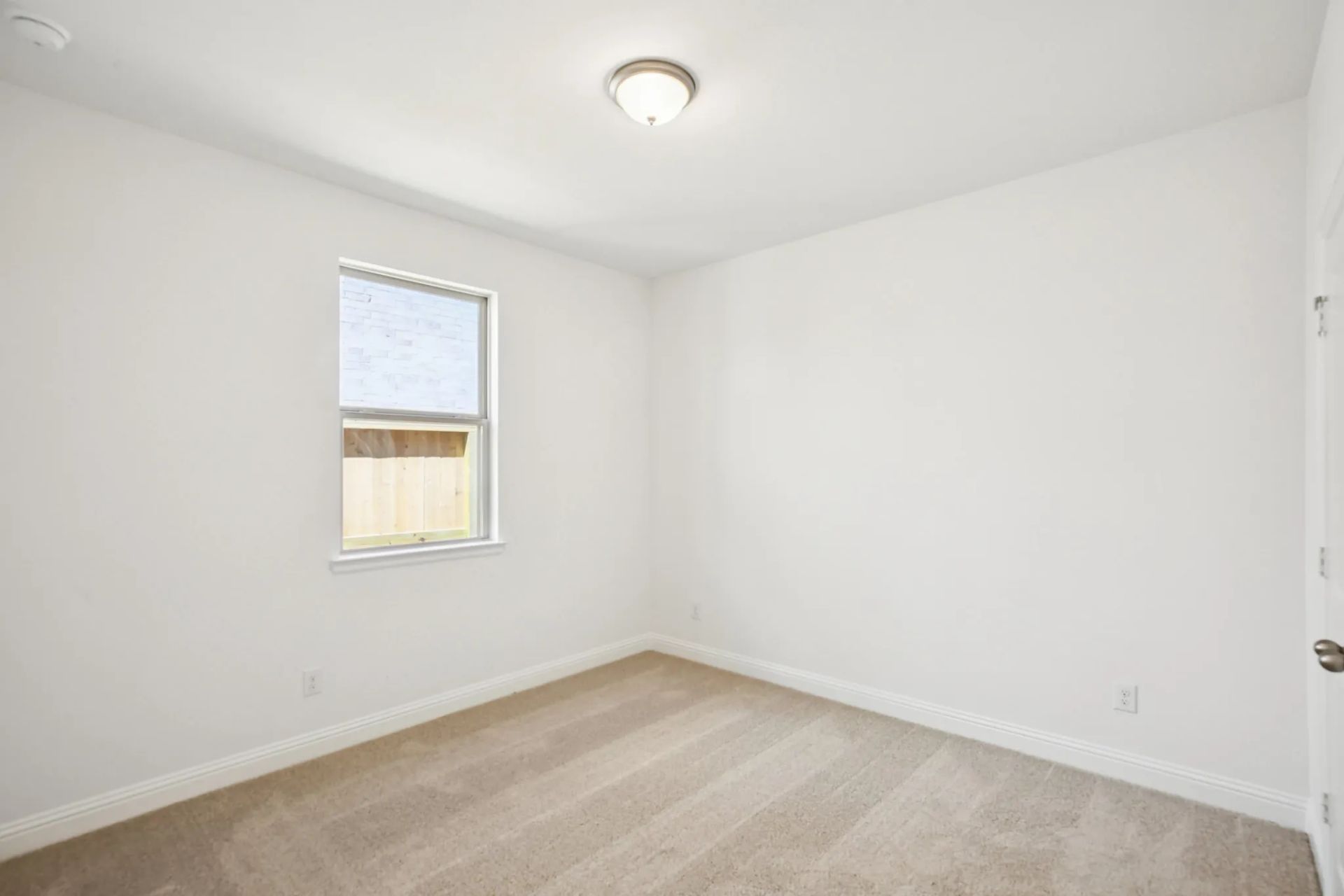 Homesite 2521 Bed 2