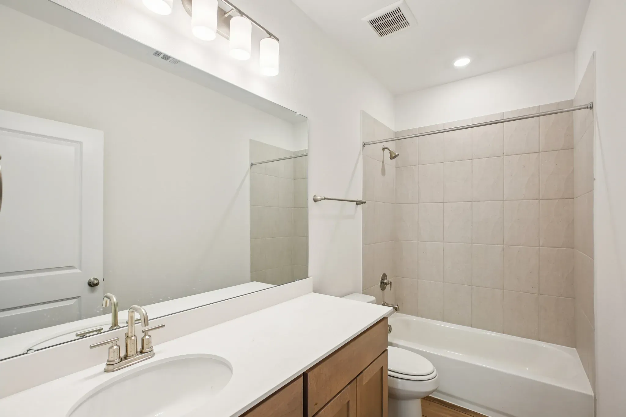 Homesite 2521 Bath 2