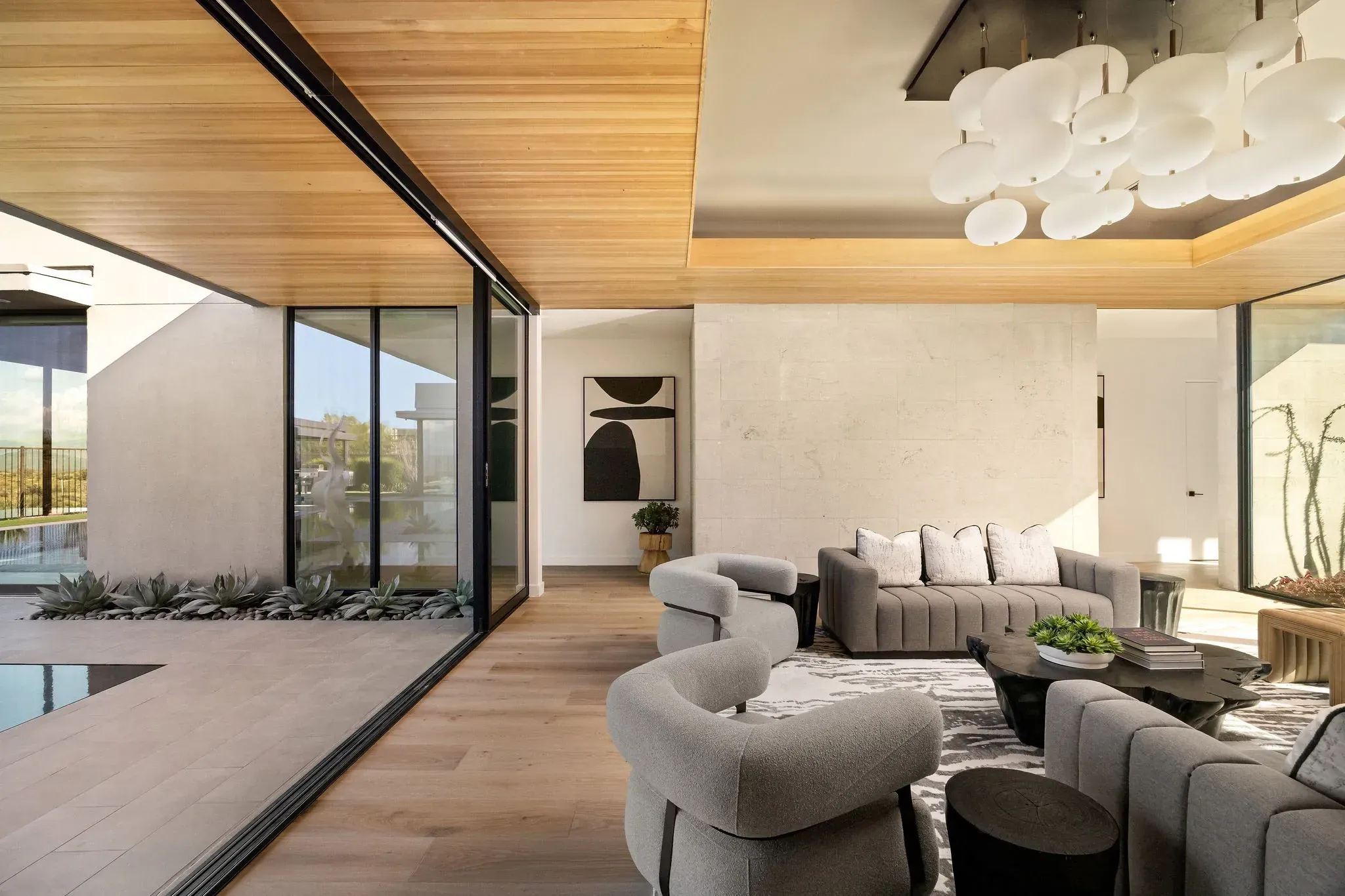 Entry Lounge